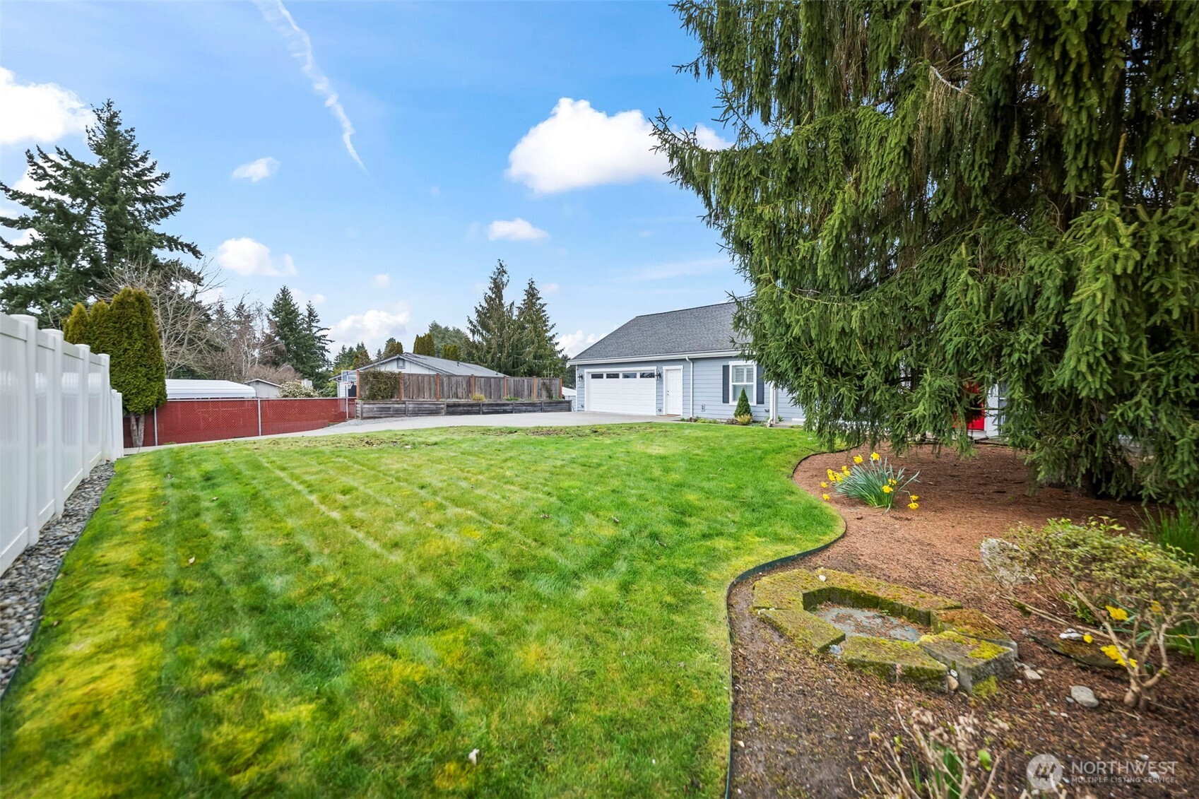 4925 Harbor View Drive NE, Tacoma, WA 98422