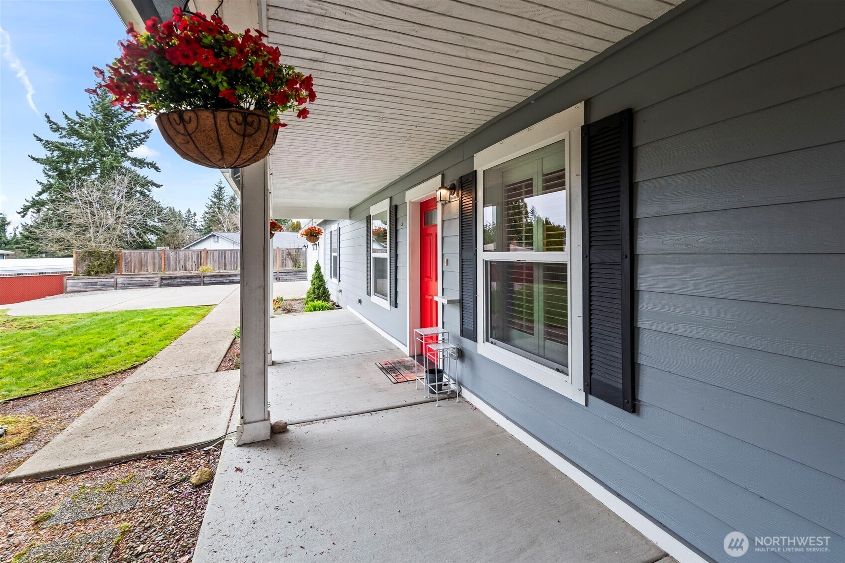 4925 Harbor View Drive NE, Tacoma, WA 98422