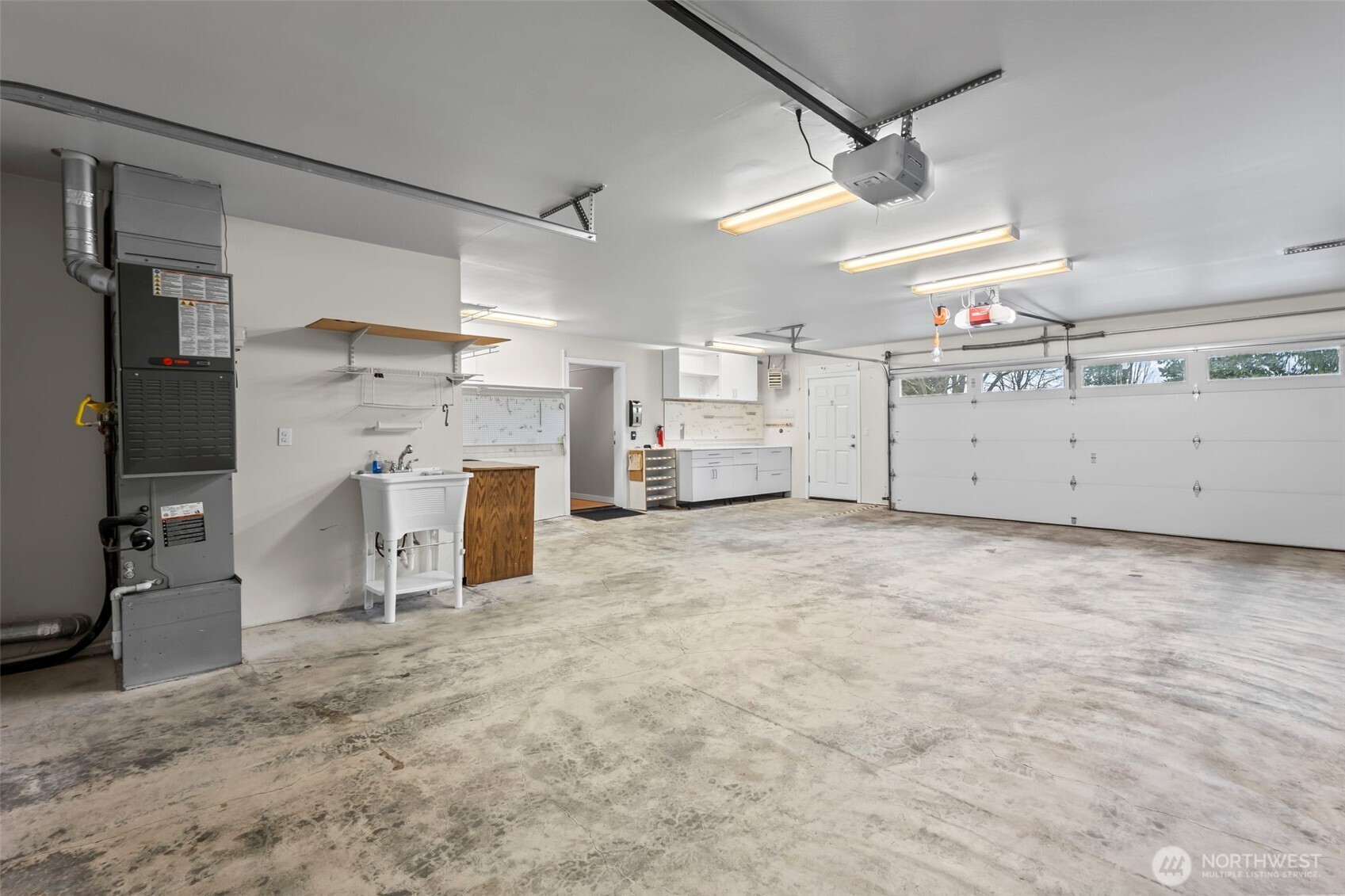 4925 Harbor View Drive NE, Tacoma, WA 98422