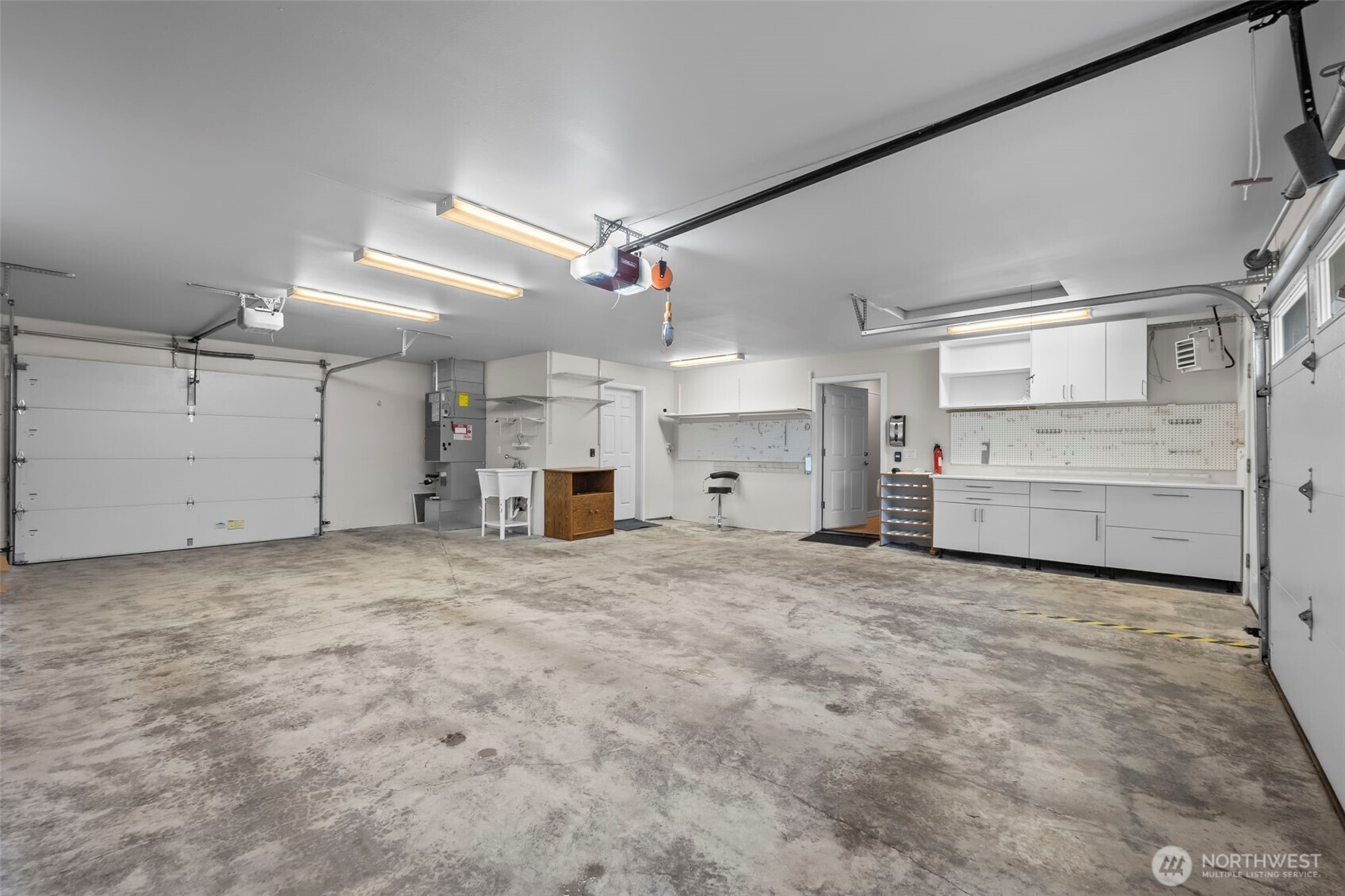 4925 Harbor View Drive NE, Tacoma, WA 98422