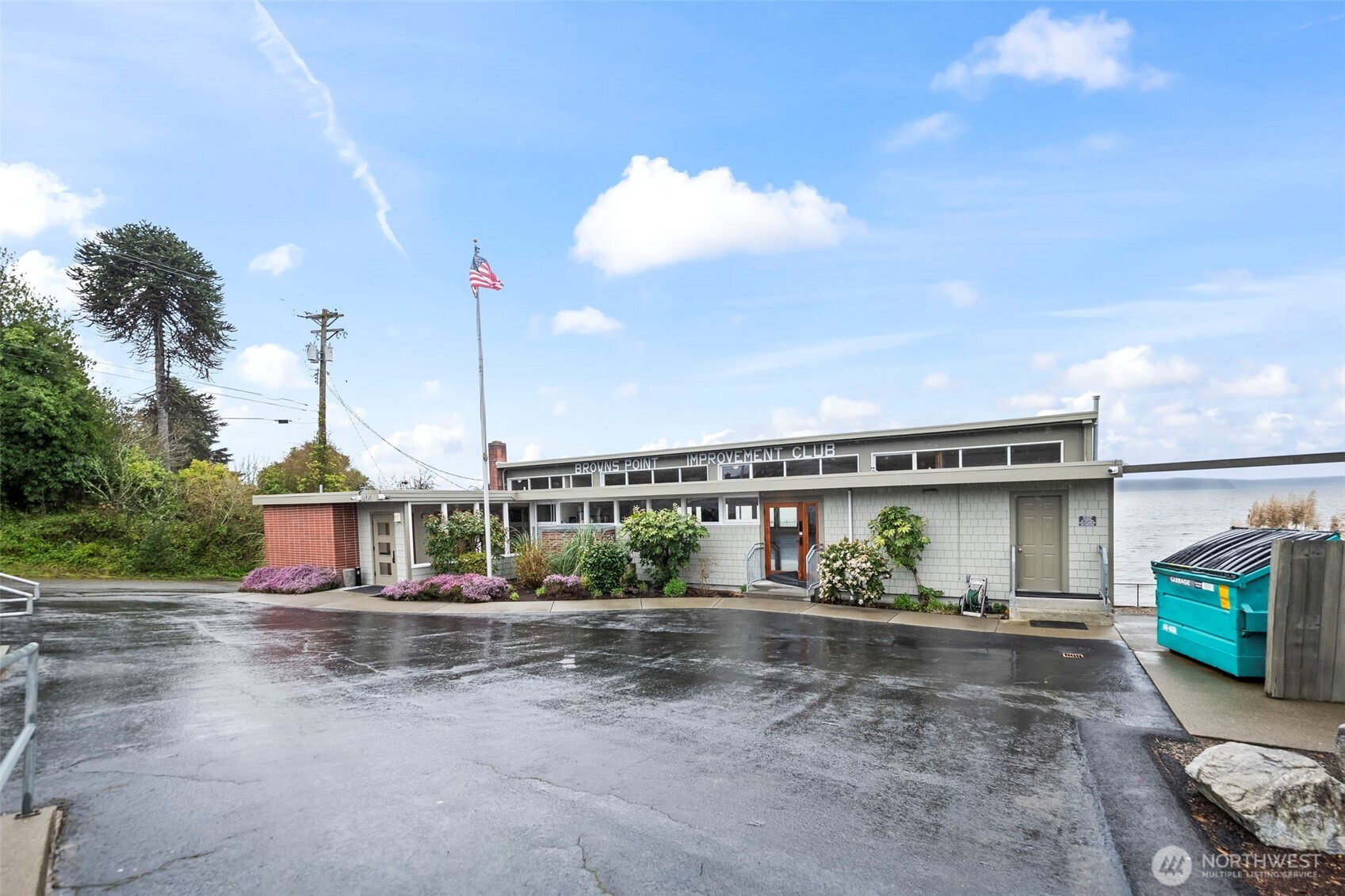 4925 Harbor View Drive NE, Tacoma, WA 98422