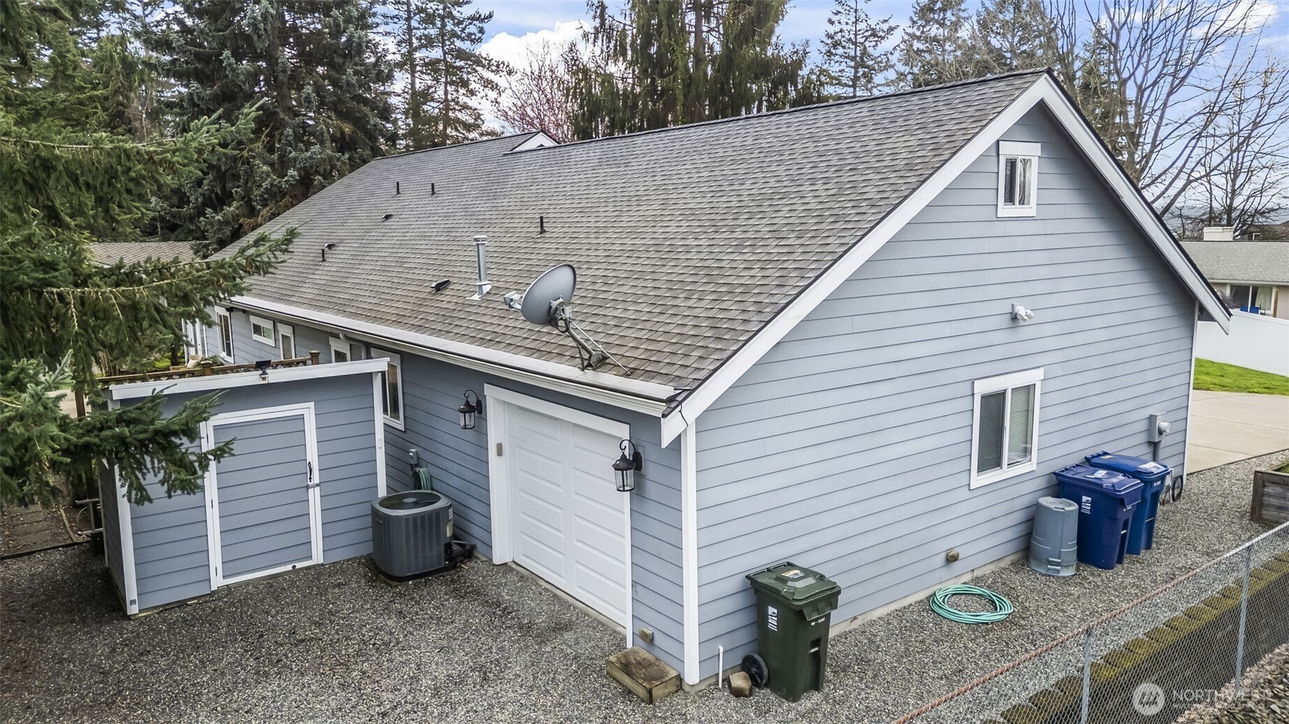 4925 Harbor View Drive NE, Tacoma, WA 98422