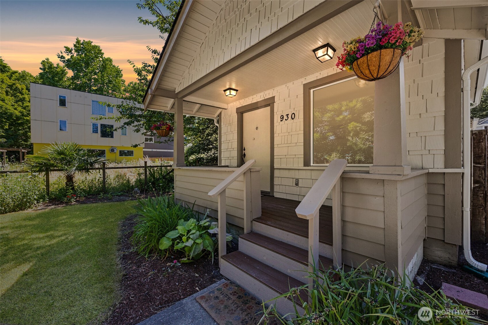 930 S M Street , Tacoma, WA 98405