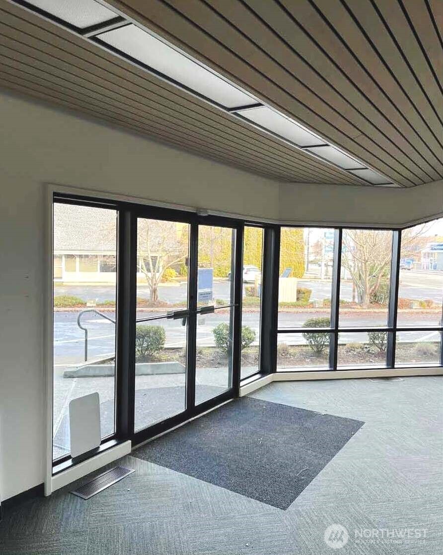 1503 Riverside Drive , Mount Vernon, WA 98273-2443