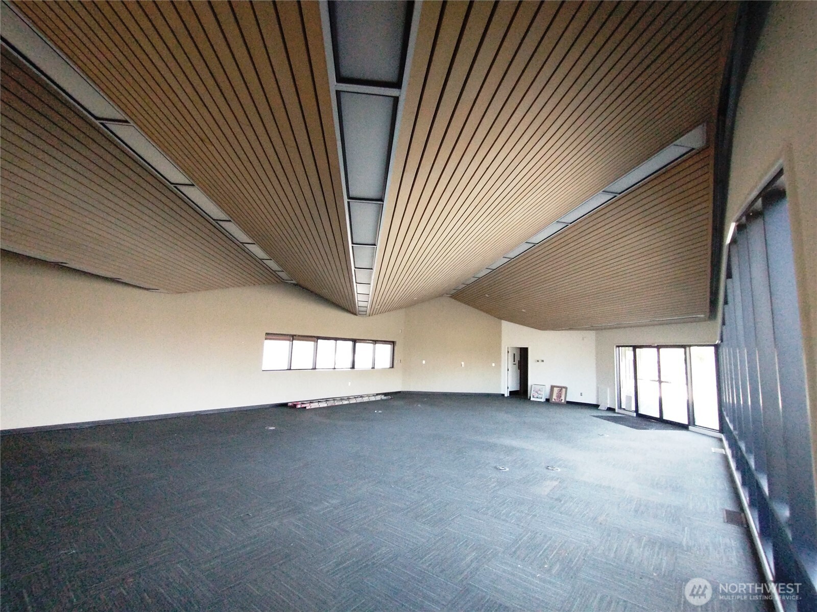 1503 Riverside Drive , Mount Vernon, WA 98273-2443