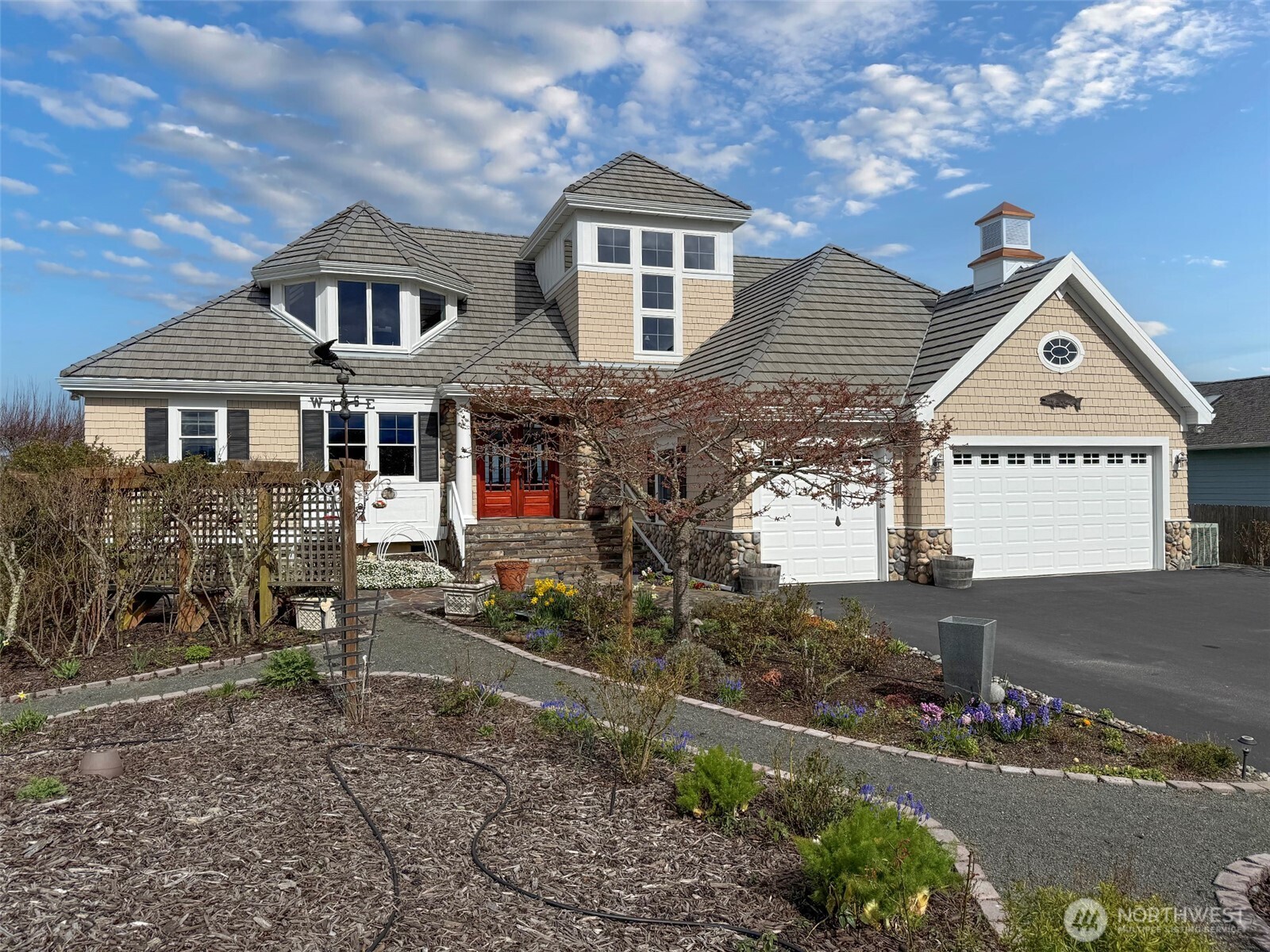 103 E Seashore Lane , Sequim, WA 98382