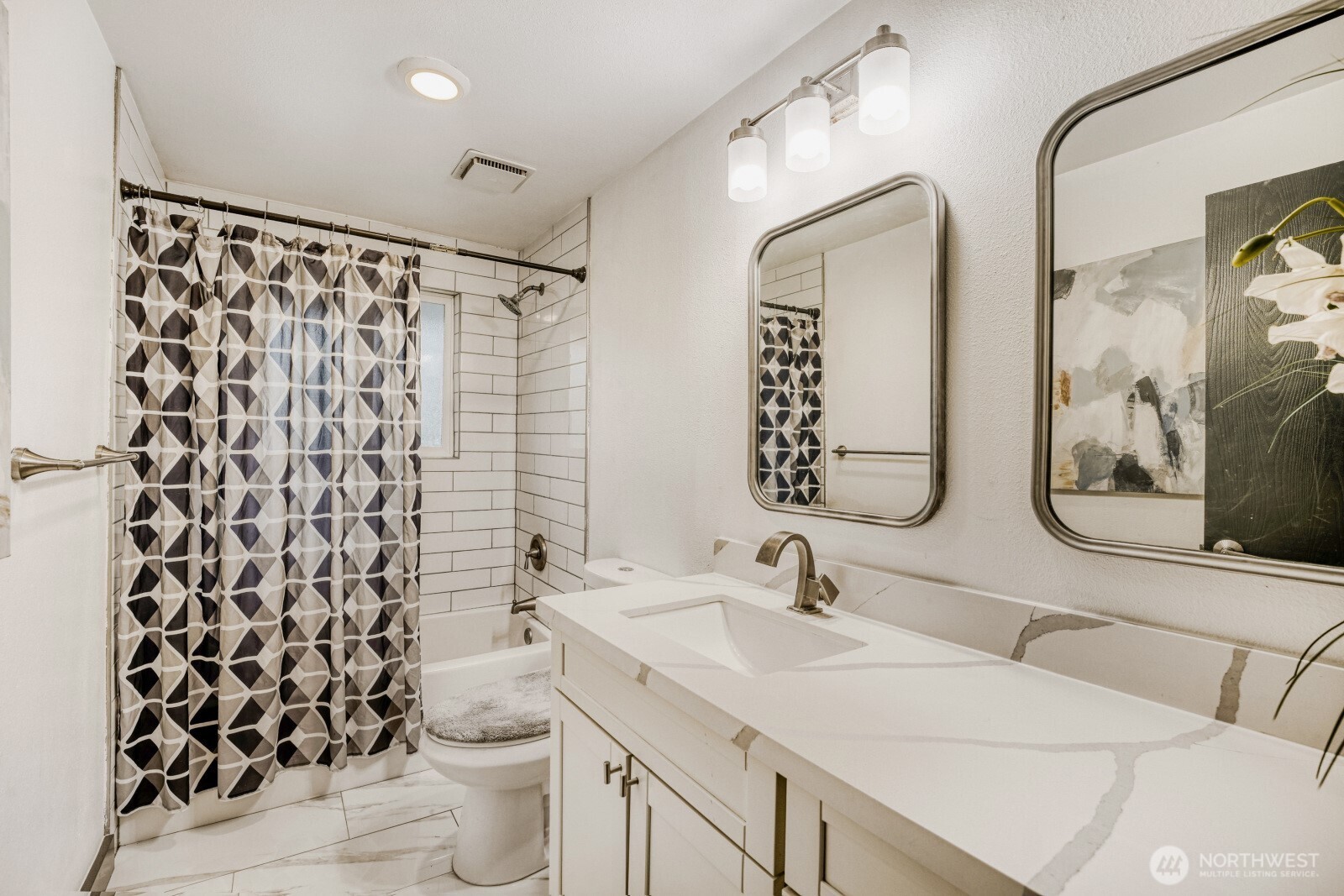 1901 Comet Court , Milton, WA 98354