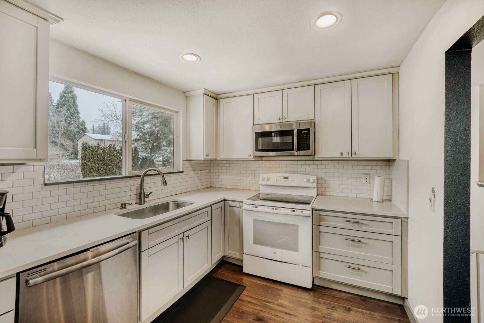 1901 Comet Court , Milton, WA 98354