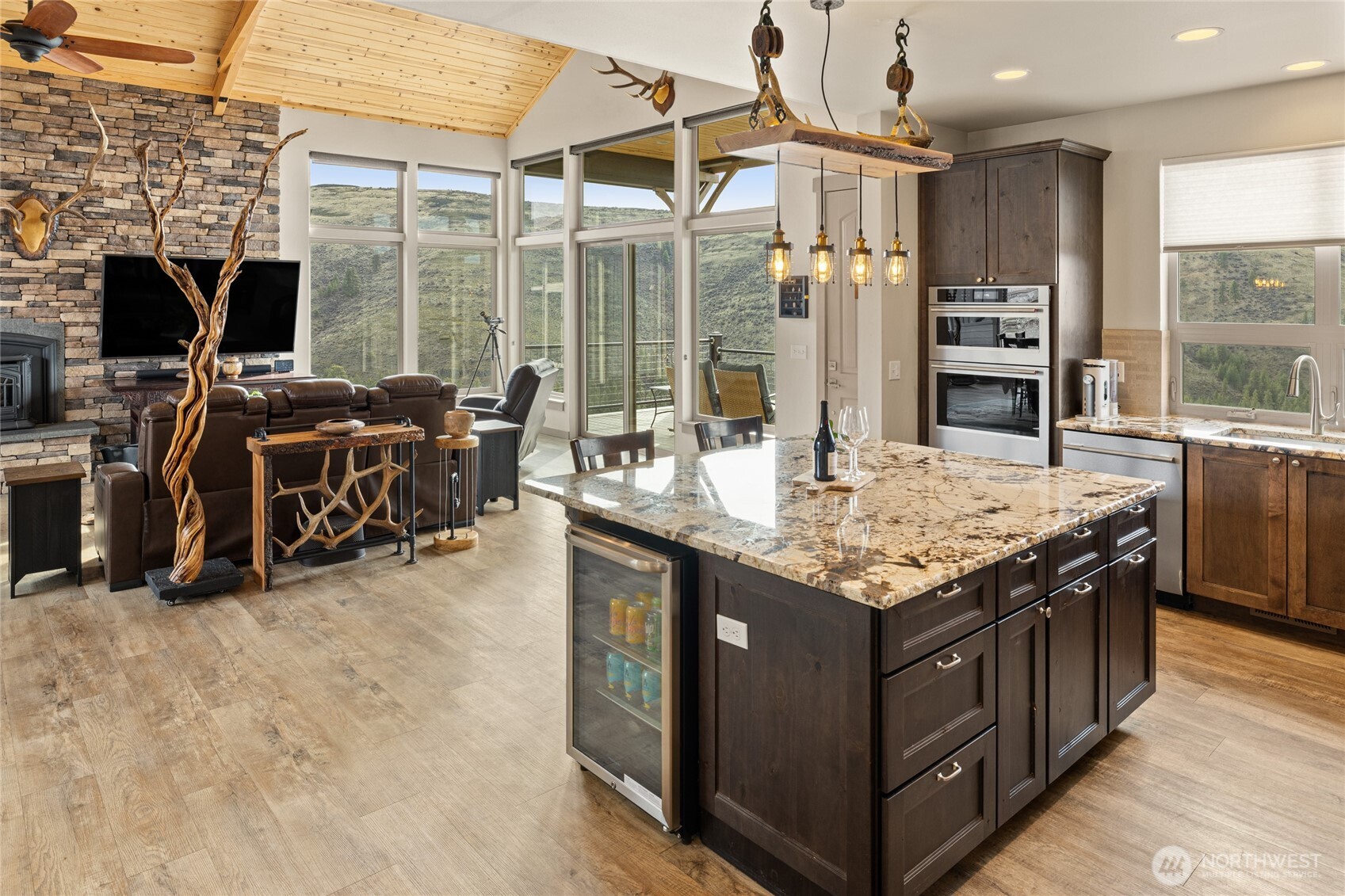 6083 Secret Canyon Road , Ellensburg, WA 98926