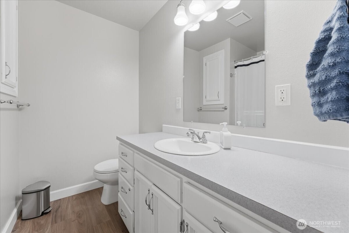 16611 NE 188th Avenue , Brush Prairie, WA 98606