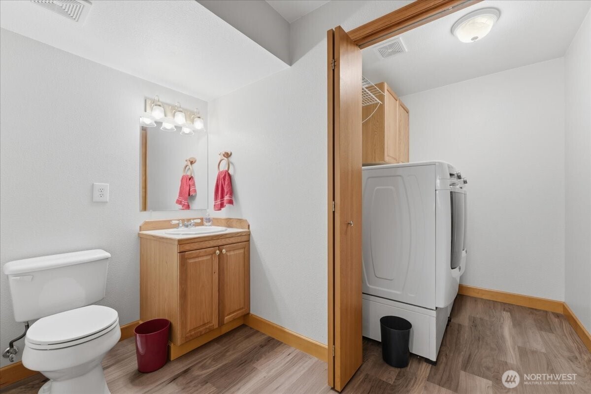 16611 NE 188th Avenue , Brush Prairie, WA 98606