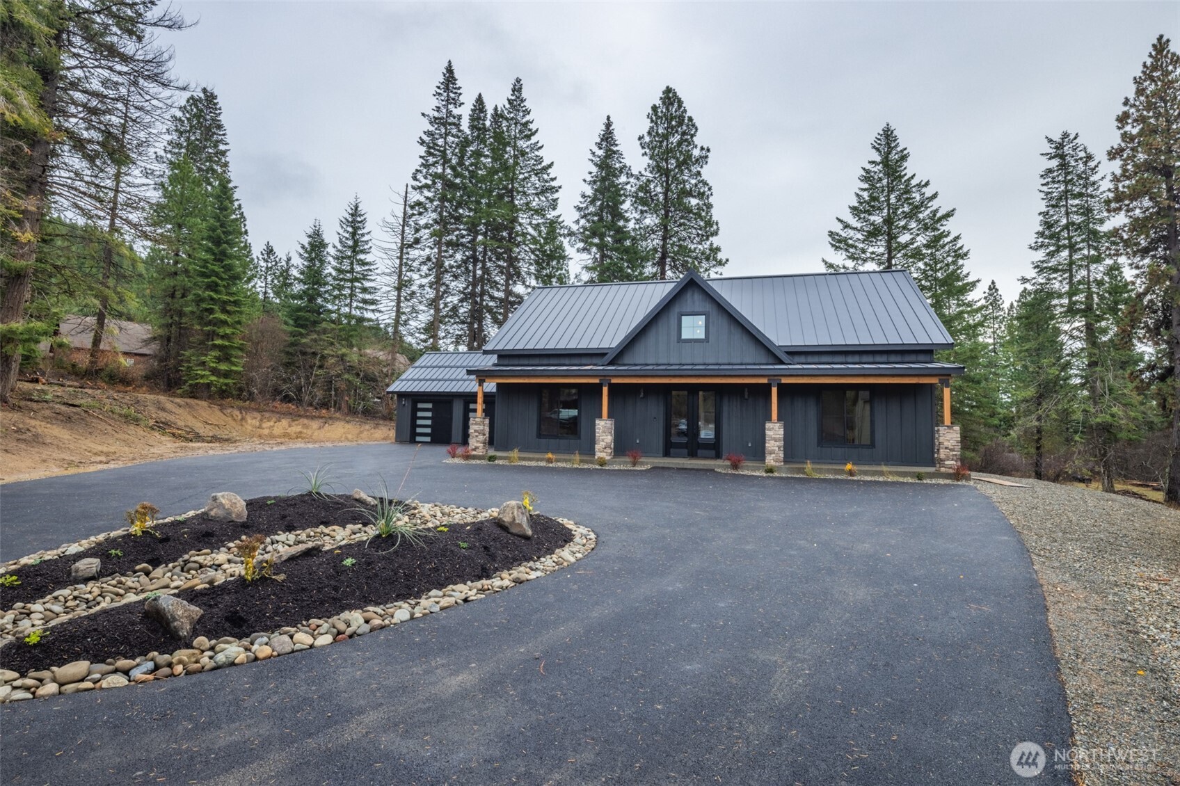 110 Bitterroot Lane , Ronald, WA 98940