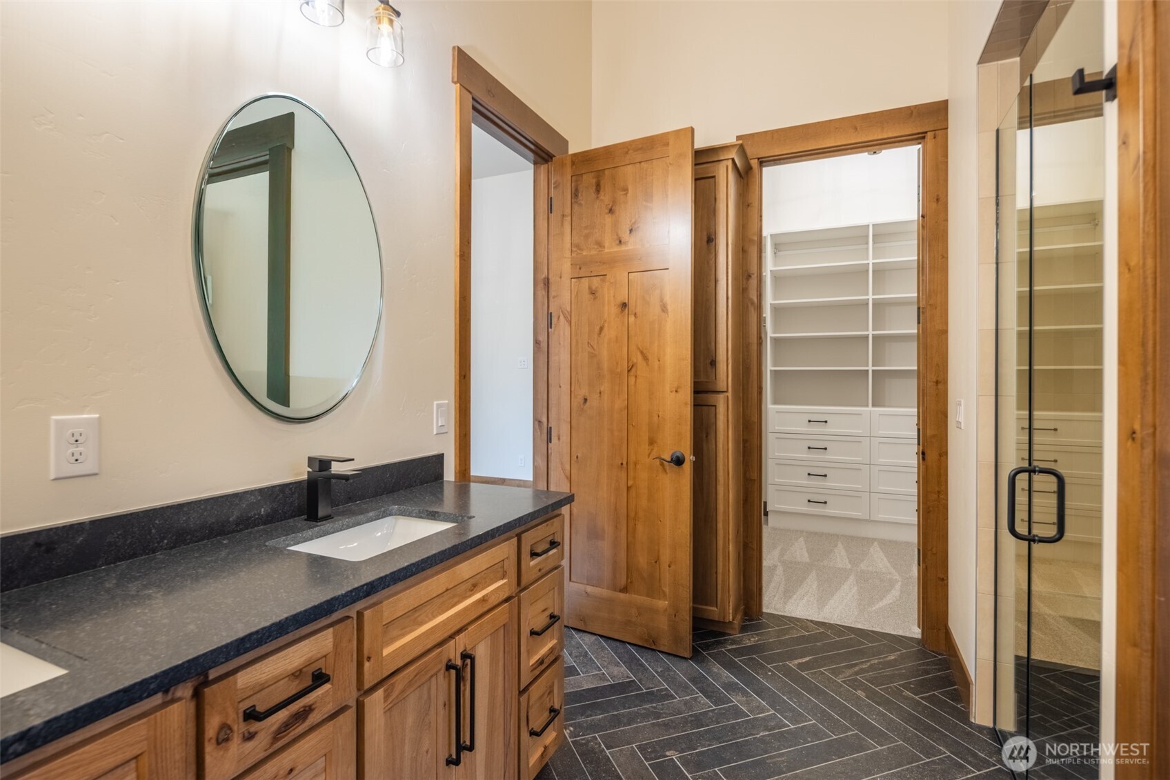 110 Bitterroot Lane , Ronald, WA 98940