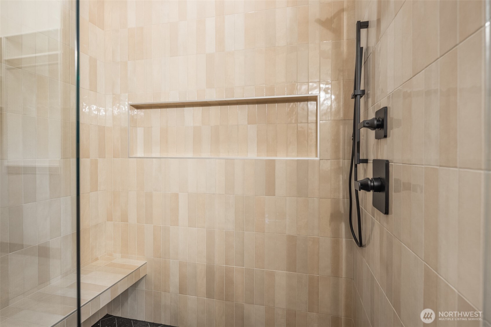 110 Bitterroot Lane , Ronald, WA 98940
