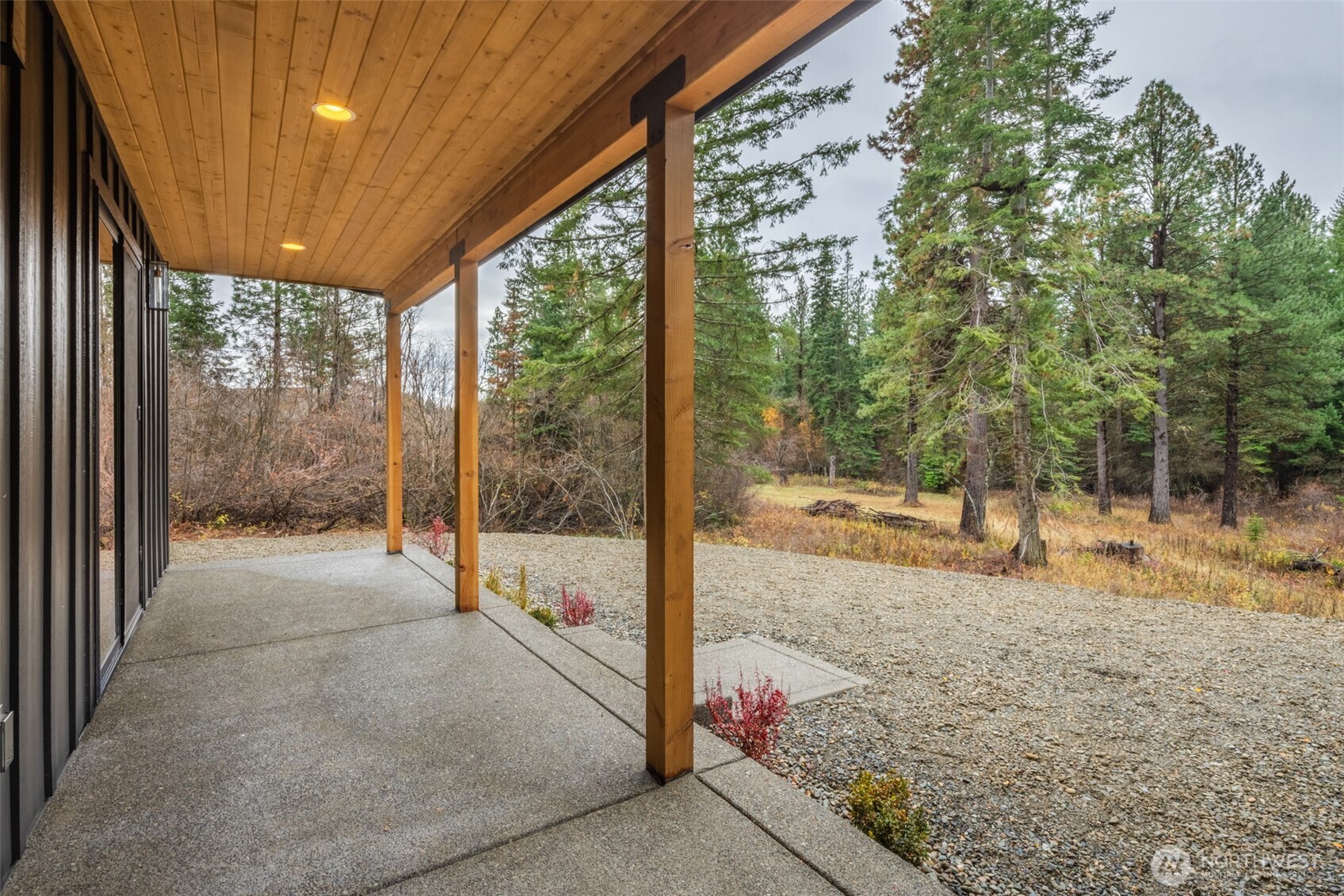 110 Bitterroot Lane , Ronald, WA 98940