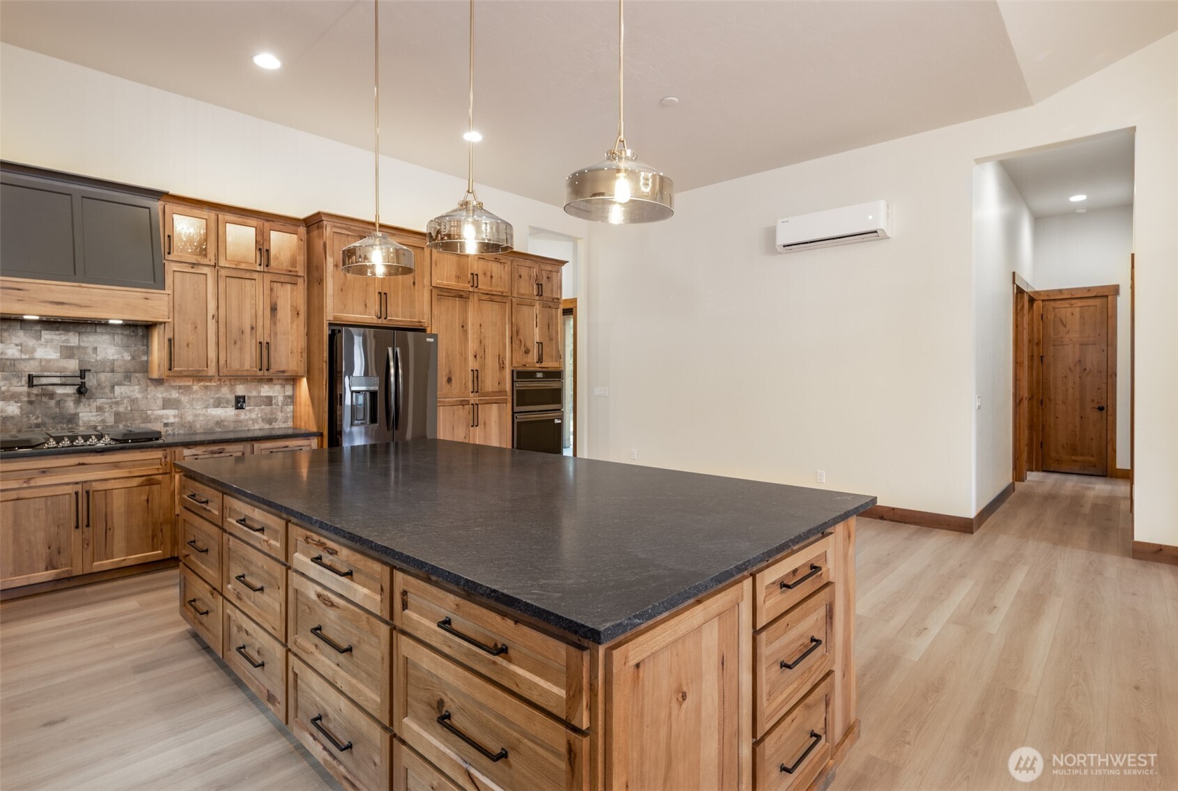110 Bitterroot Lane , Ronald, WA 98940