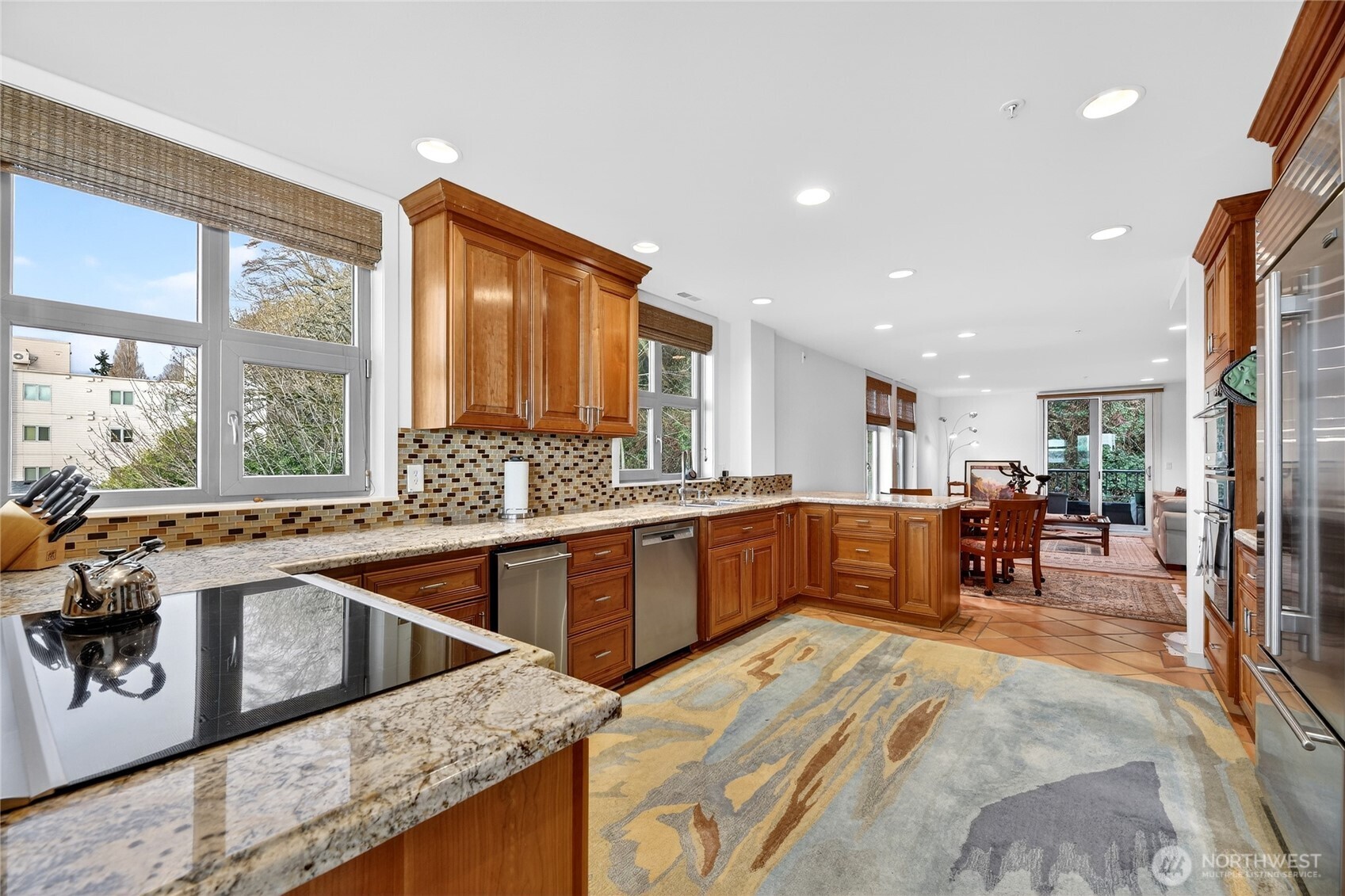 1374 Alki Avenue SW #400, Seattle, WA 98116