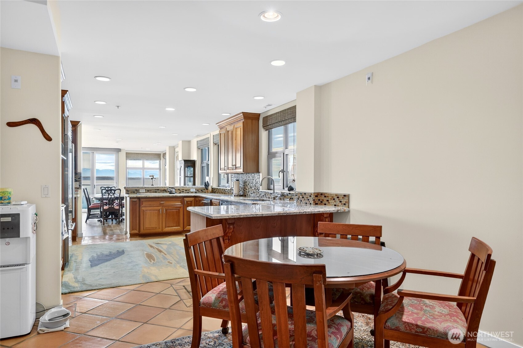 1374 Alki Avenue SW #400, Seattle, WA 98116