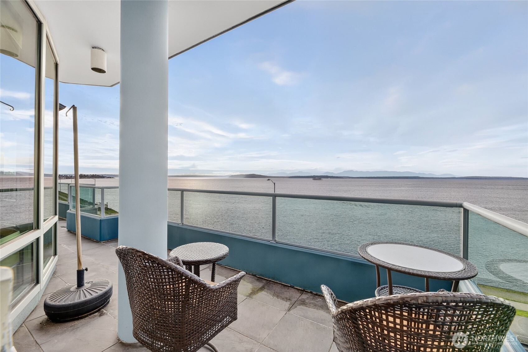 1374 Alki Avenue SW #400, Seattle, WA 98116