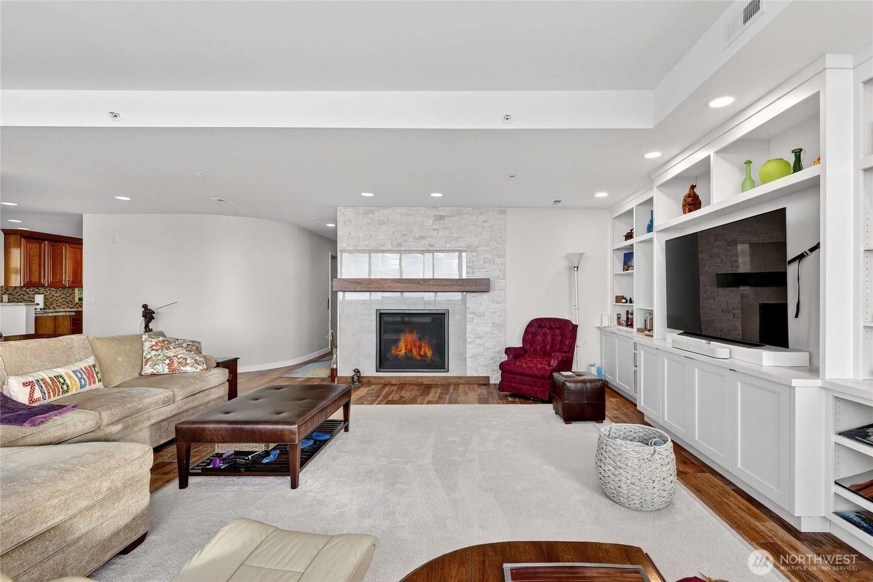 1374 Alki Avenue SW #400, Seattle, WA 98116