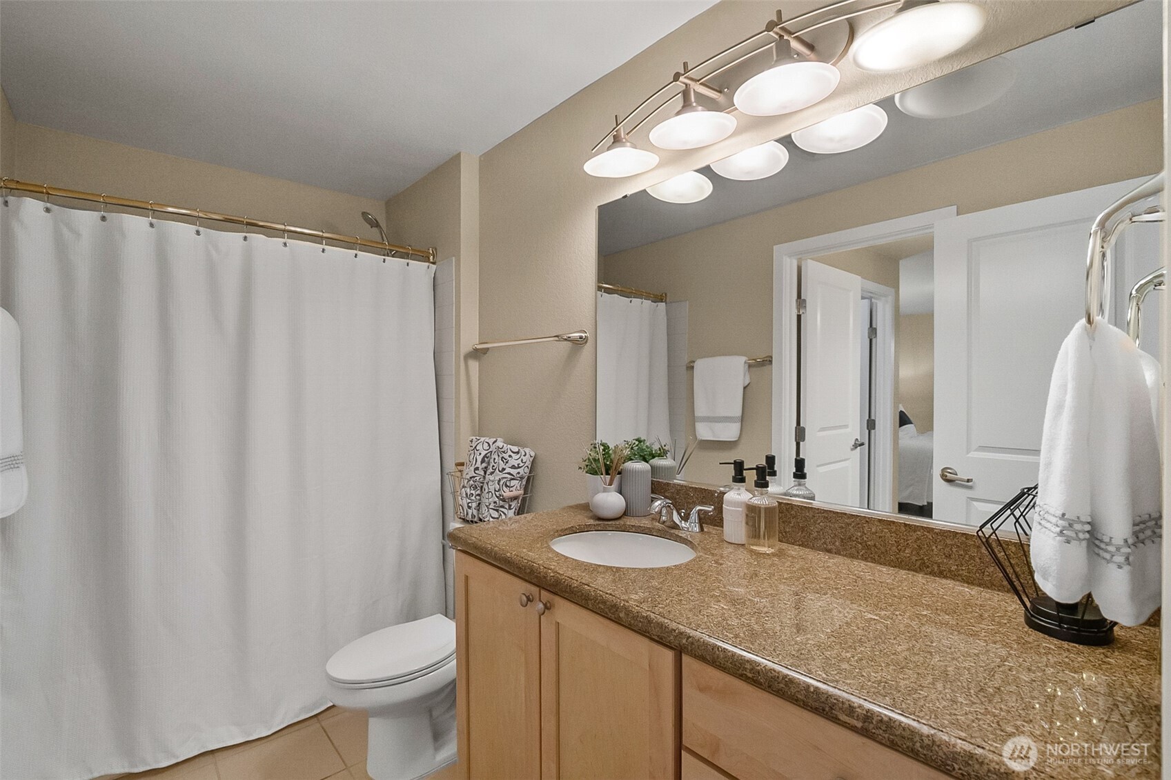 1311 12th Avenue S #A304, Seattle, WA 98144