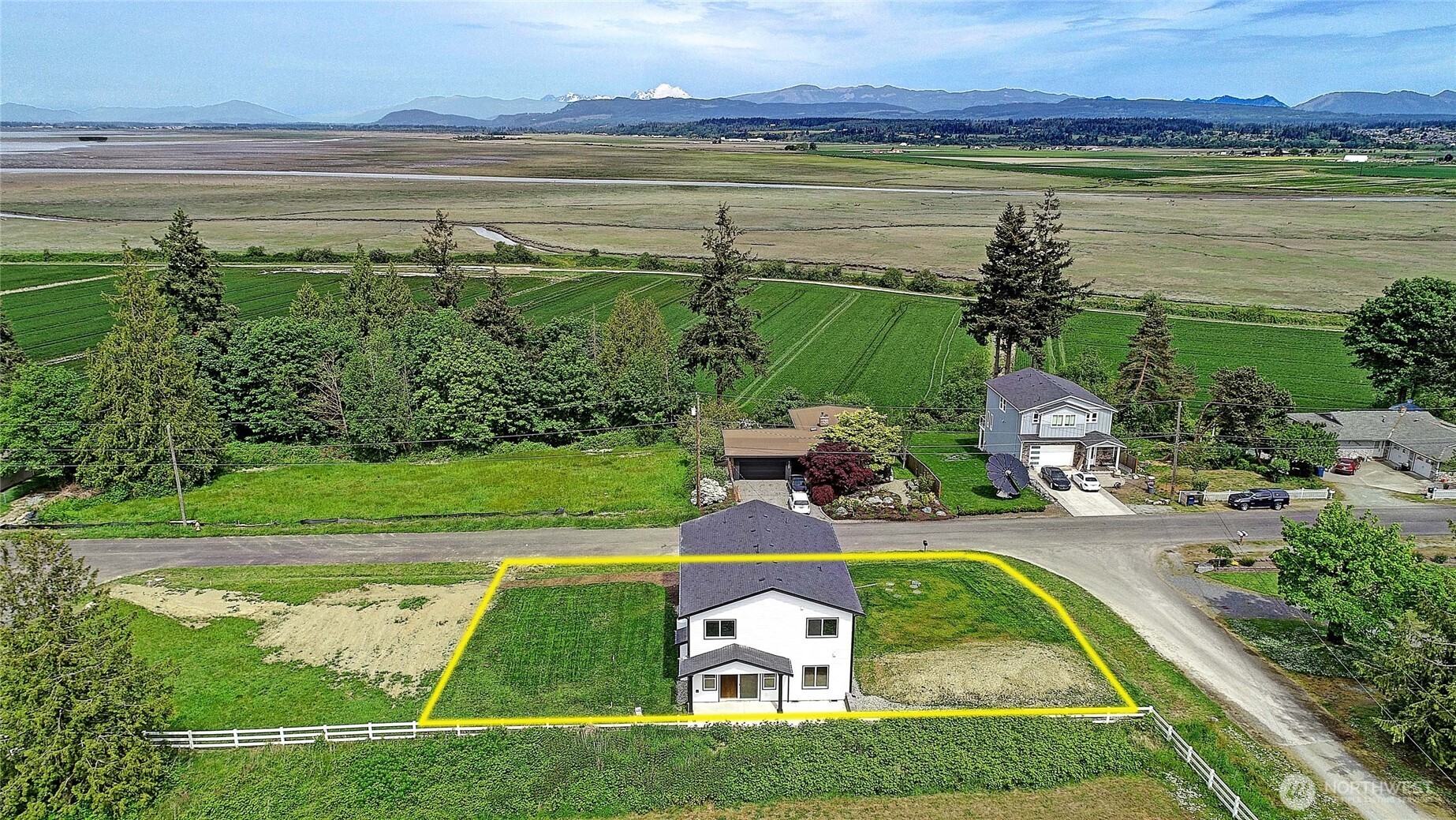 1458 Larkspur Lane , Camano Island, WA 98282