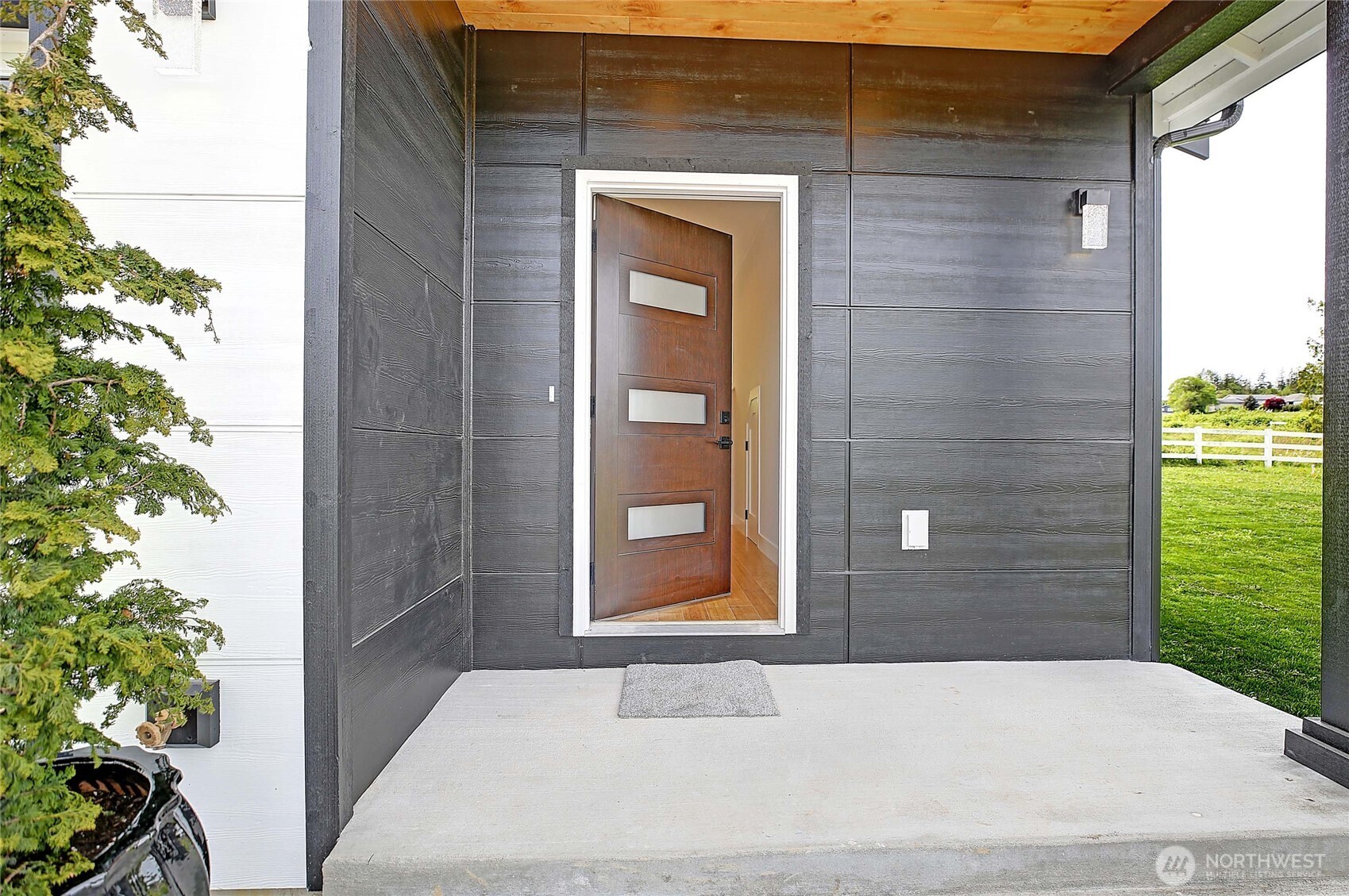 1458 Larkspur Lane , Camano Island, WA 98282