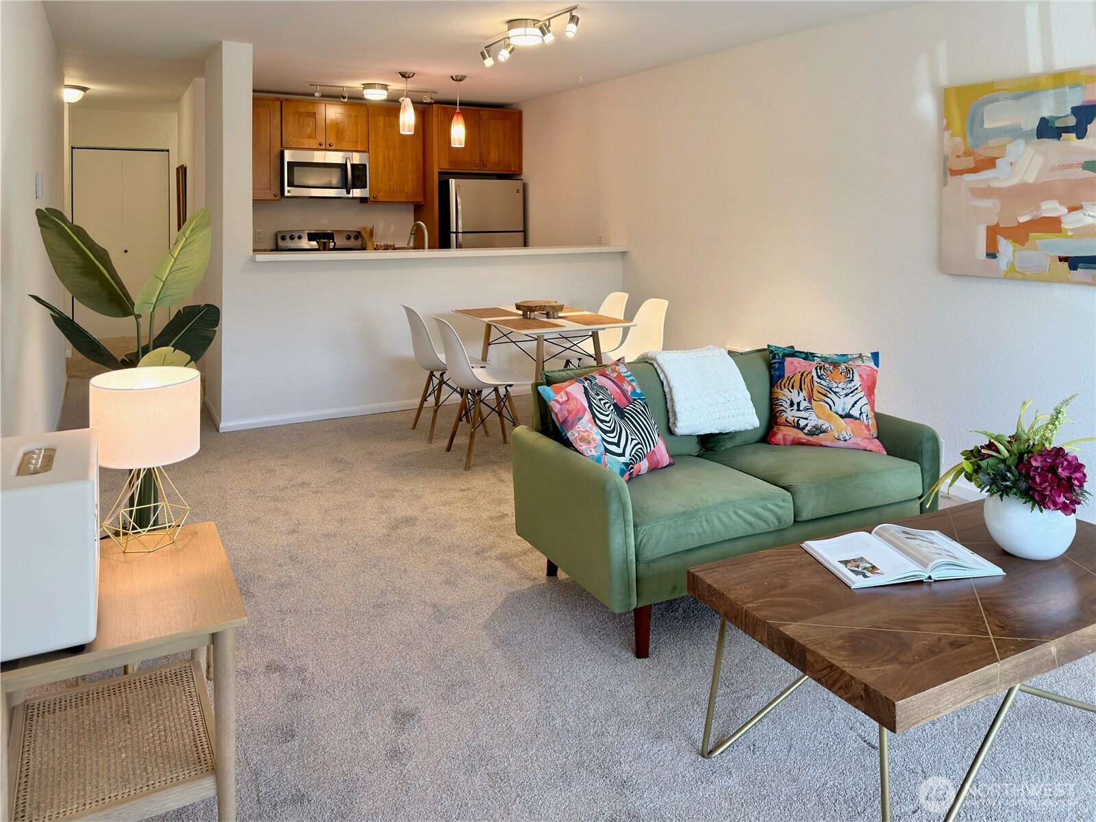 5834 NE 75th Street #B202, Seattle, WA 98115