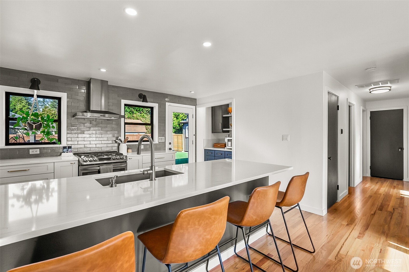 9619 224th Street SW, Edmonds, WA 98020