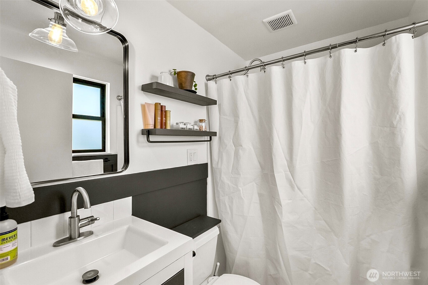 9619 224th Street SW, Edmonds, WA 98020