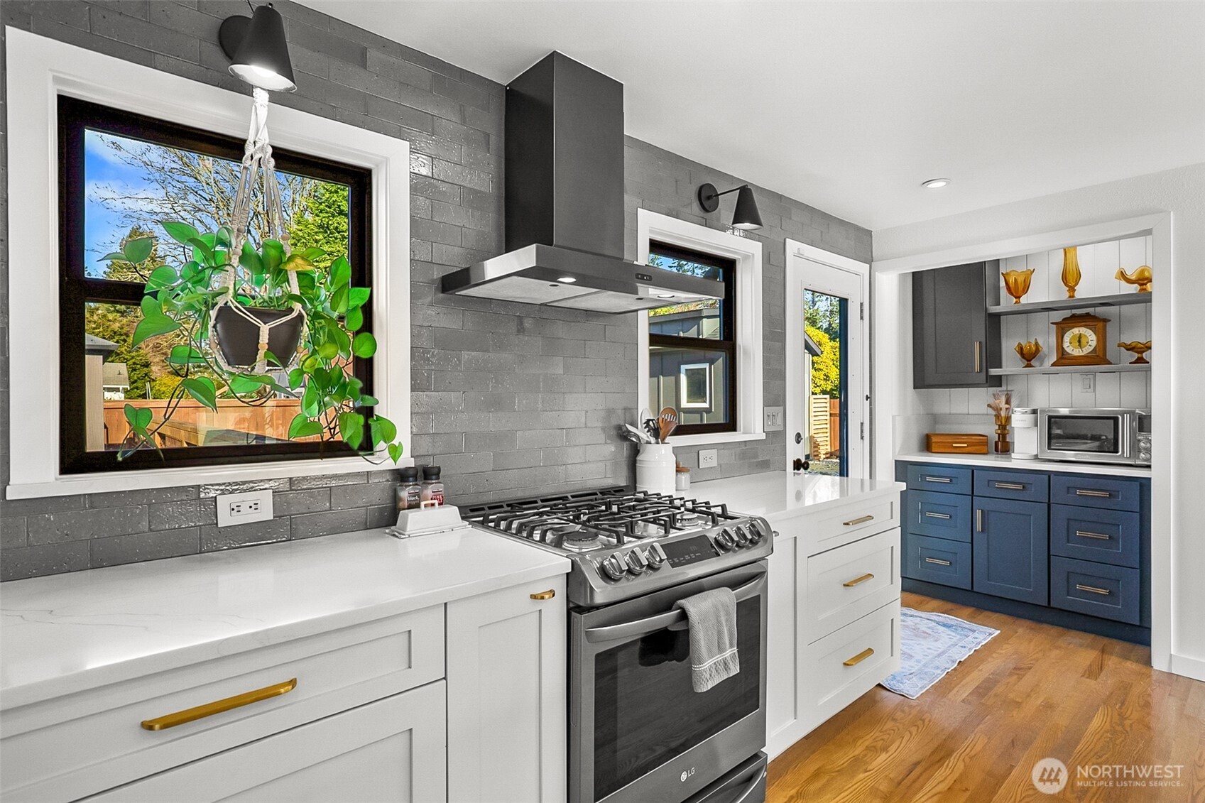 9619 224th Street SW, Edmonds, WA 98020