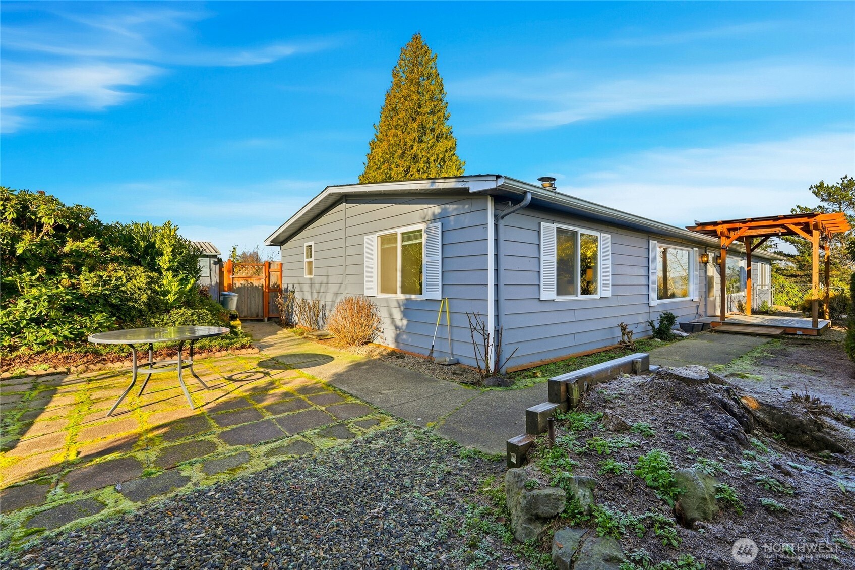 11813 NE 172nd Street , Bothell, WA 98011-5428