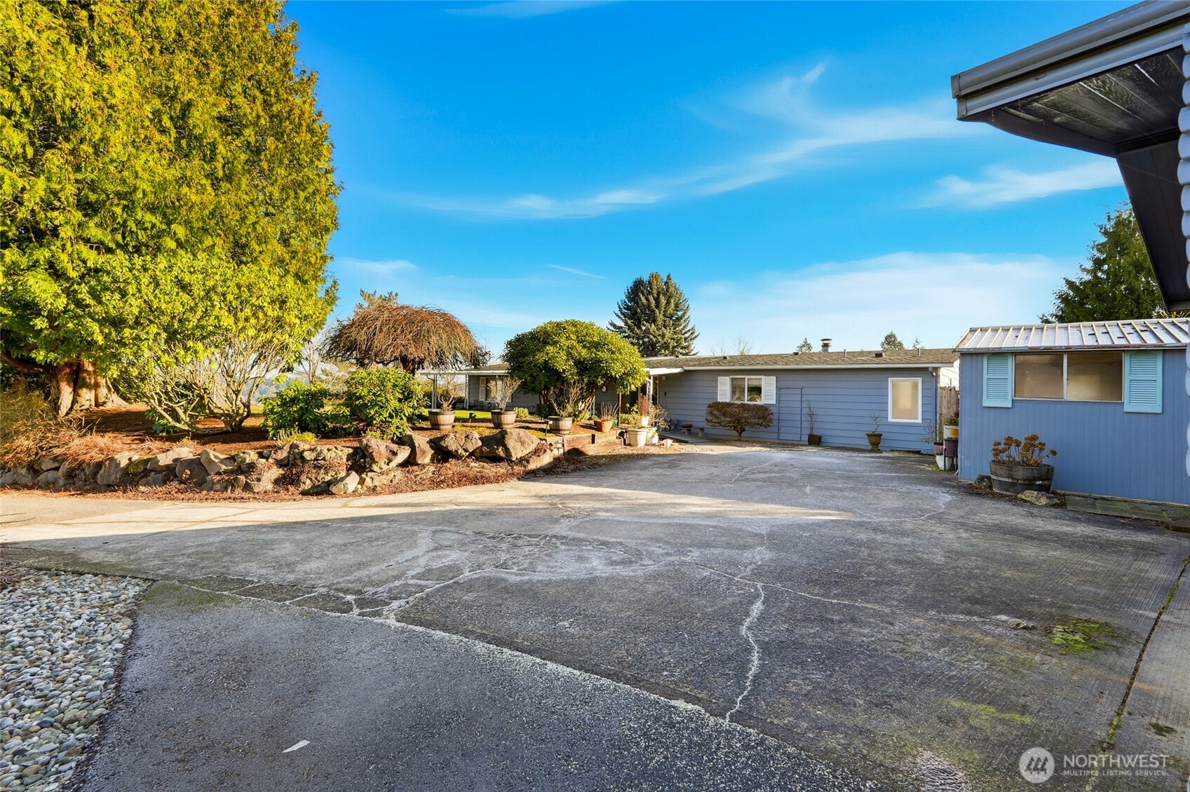 11813 NE 172nd Street , Bothell, WA 98011-5428