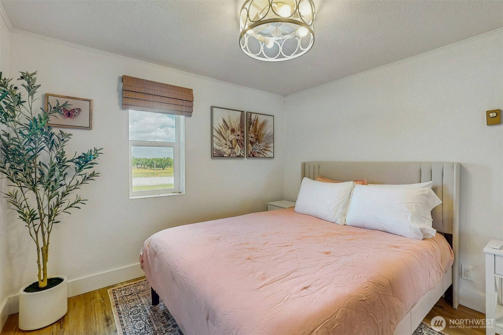 320 S Central Street , Brewster, WA 98812