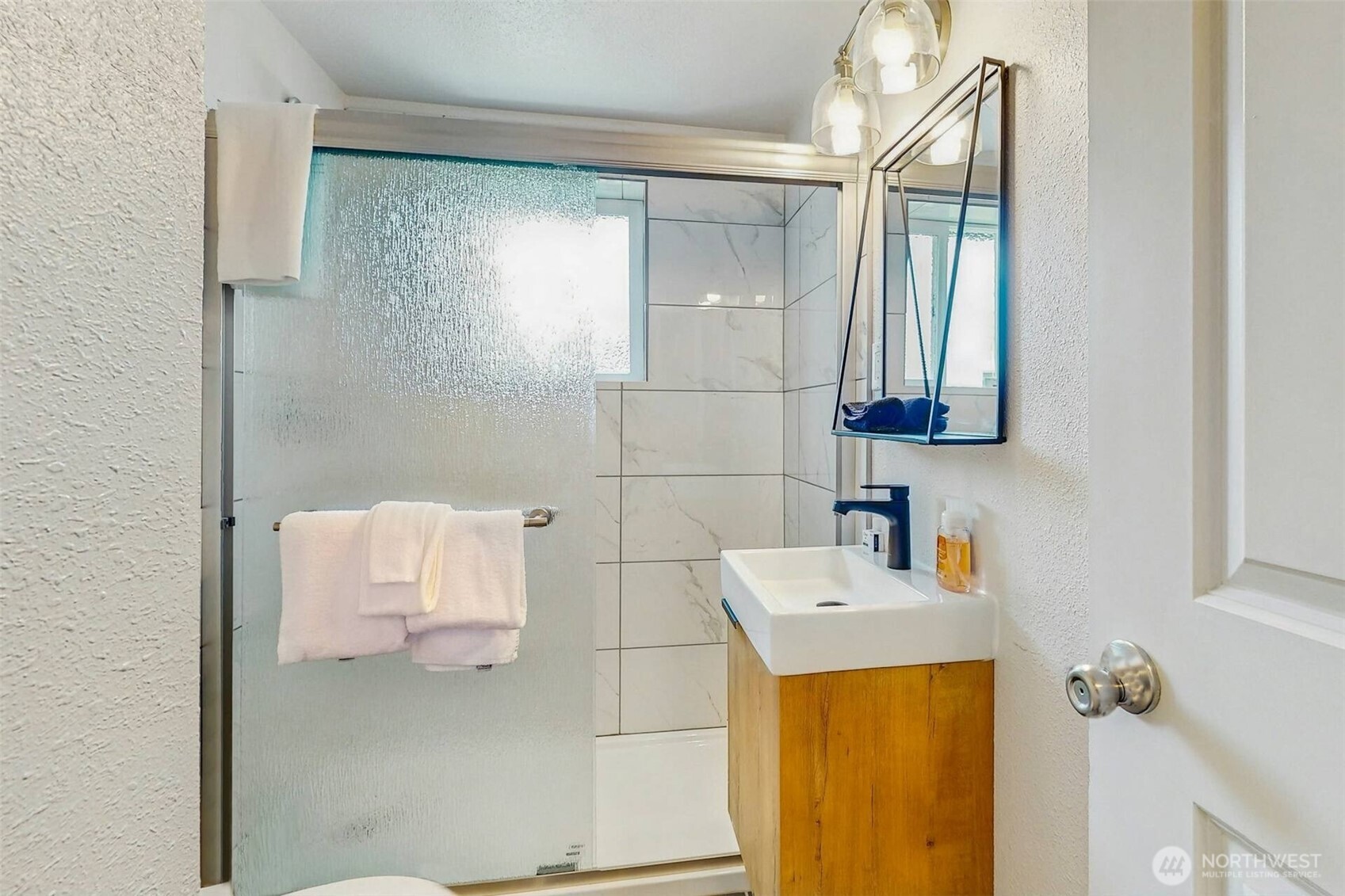 320 S Central Street , Brewster, WA 98812