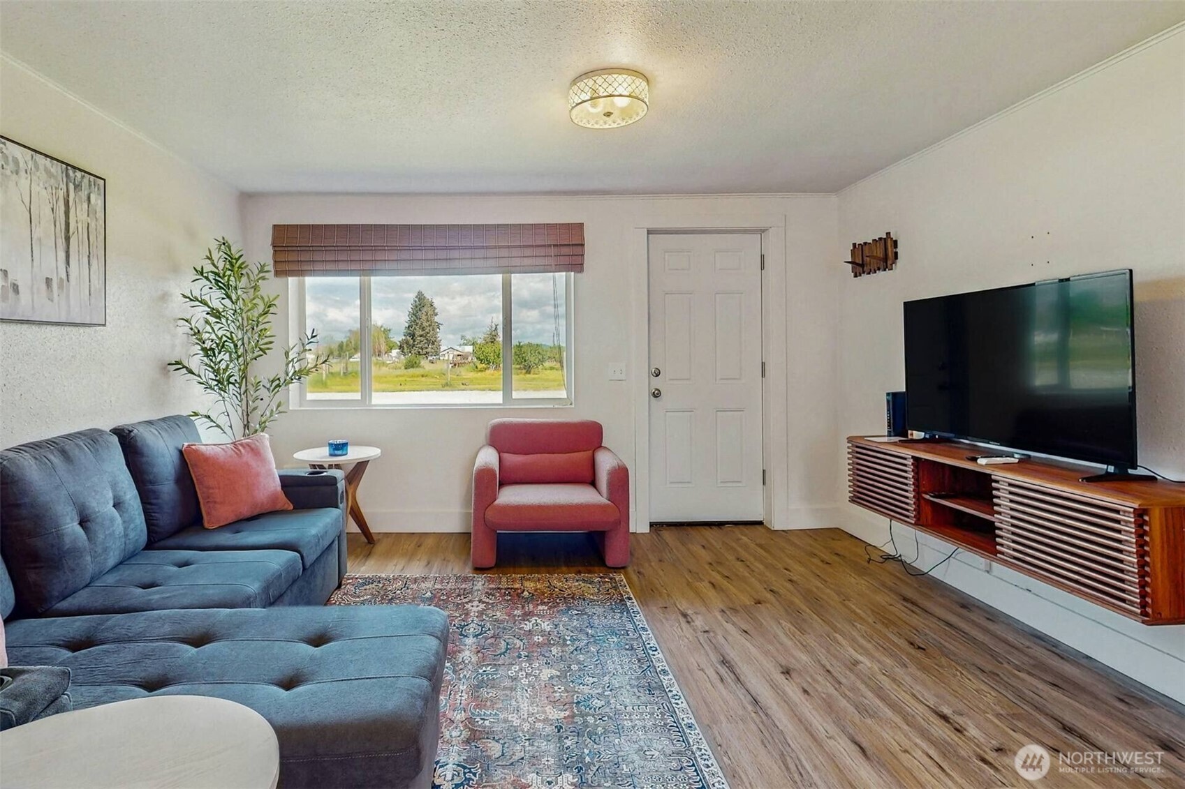 320 S Central Street , Brewster, WA 98812