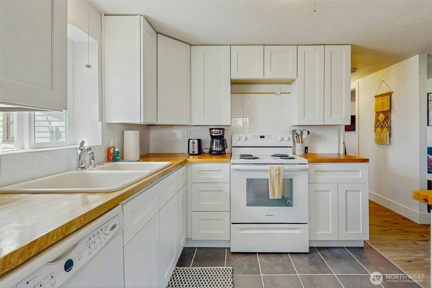 320 S Central Street , Brewster, WA 98812