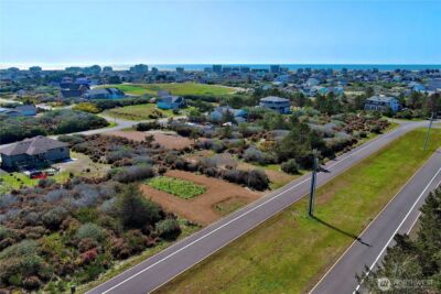 1339 E Ocean Shores Boulevard SW, Ocean Shores, WA 98569