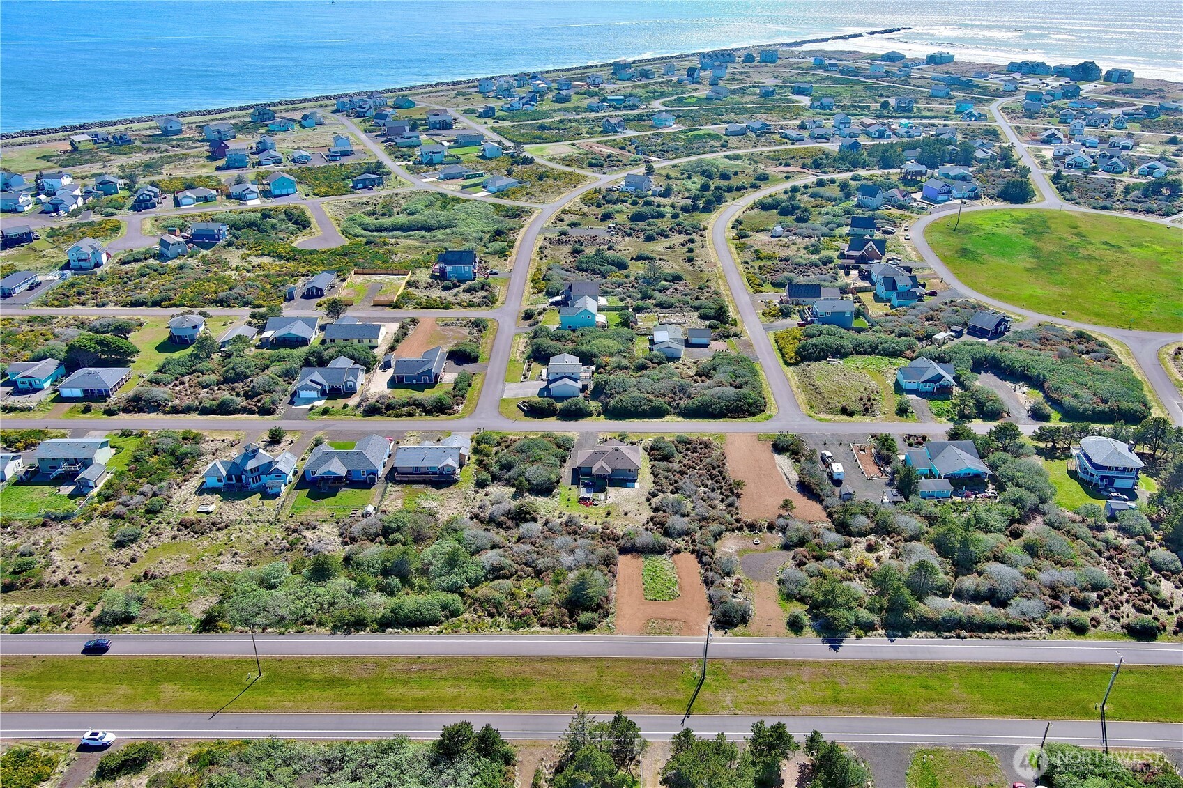 1339 E Ocean Shores Boulevard SW, Ocean Shores, WA 98569