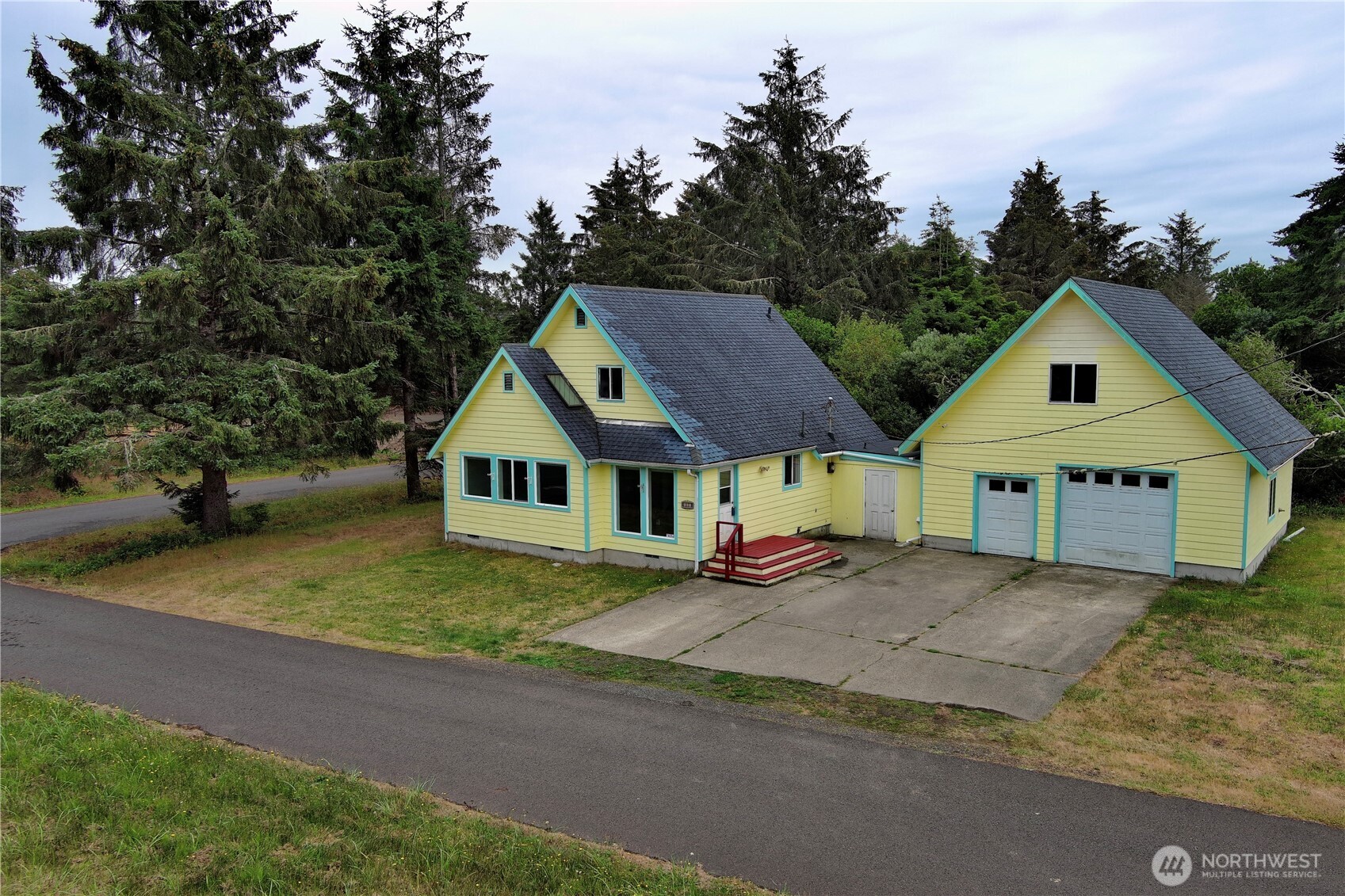 111 Vela Street SW, Ocean Shores, WA 98569