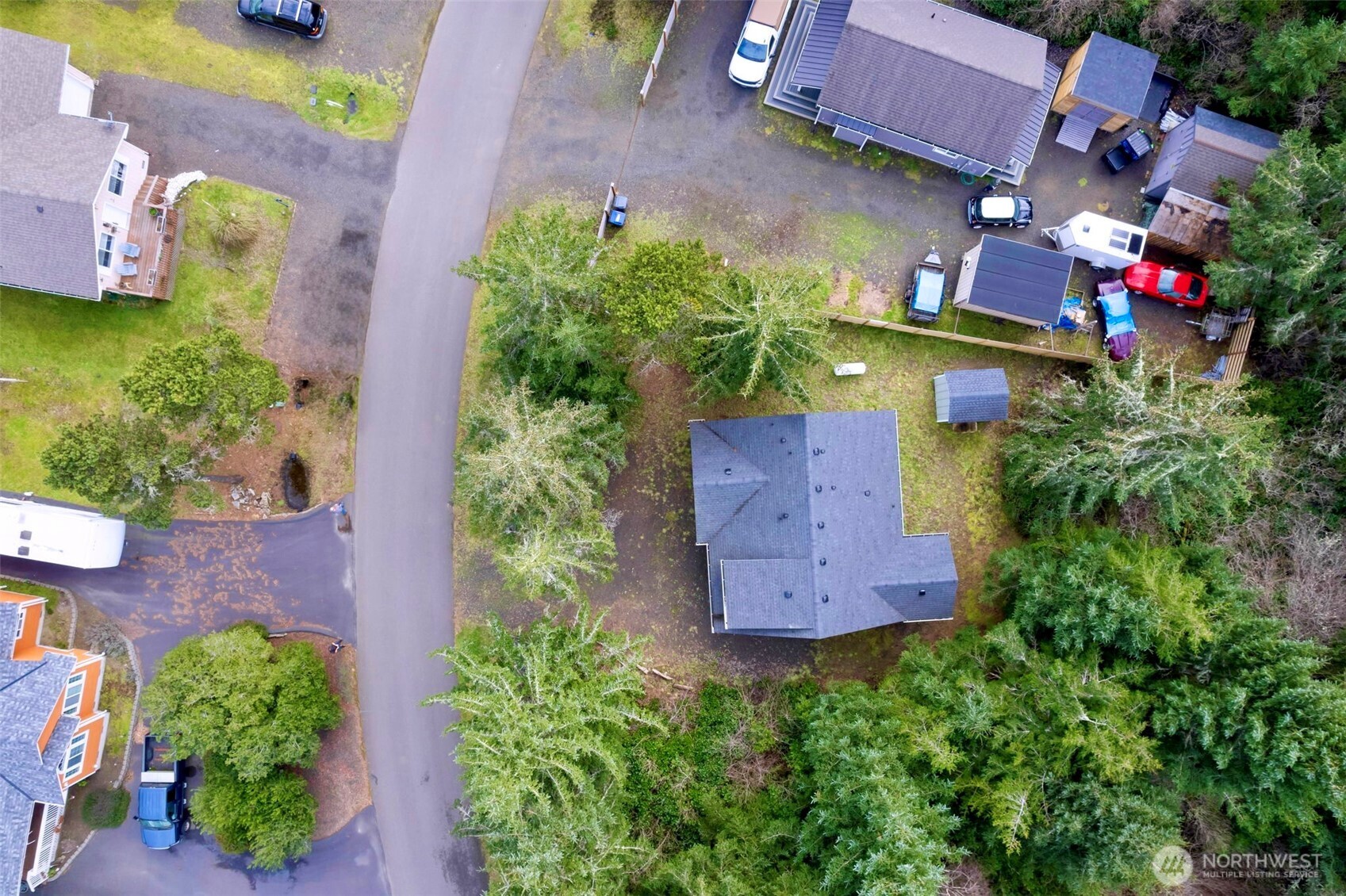 136 Spruce Loop SW, Ocean Shores, WA 98569