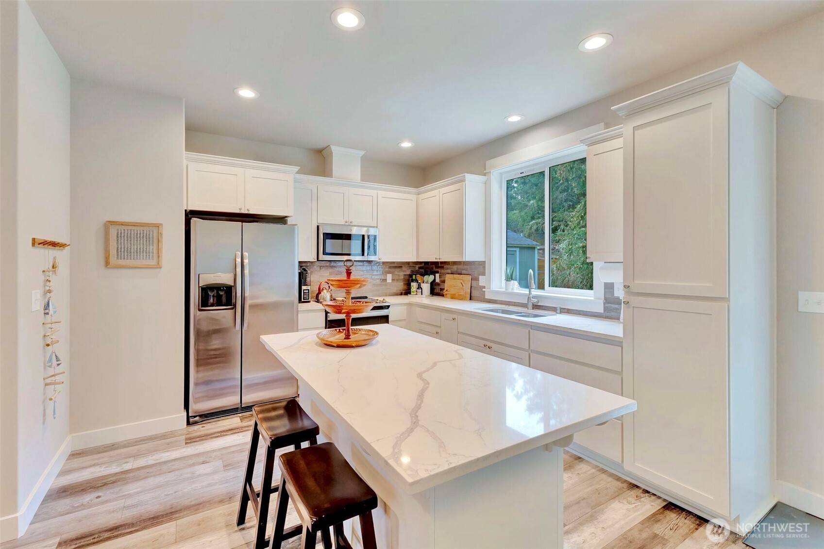 136 Spruce Loop SW, Ocean Shores, WA 98569