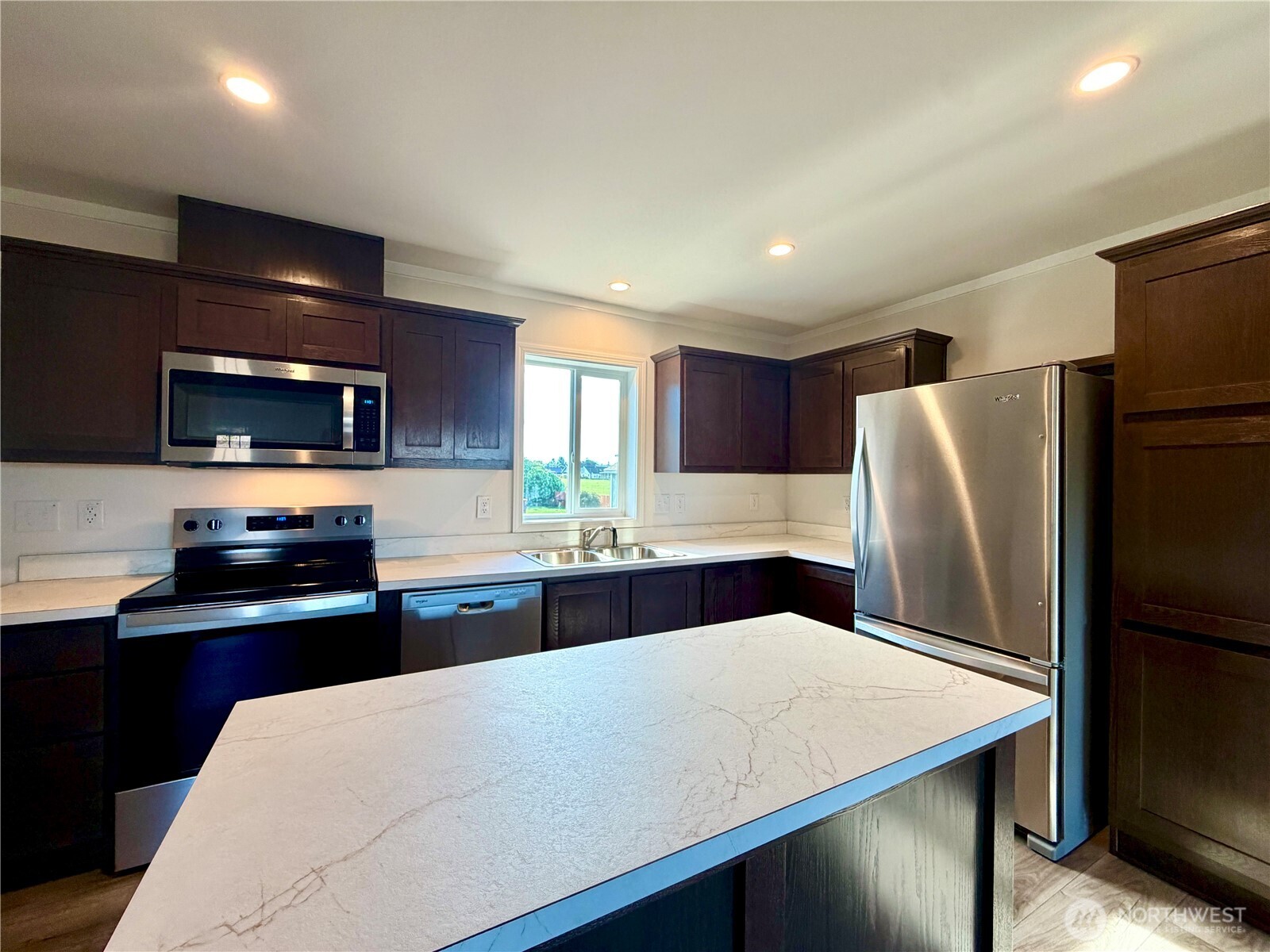 299 Octopus Avenue NE, Ocean Shores, WA 98569