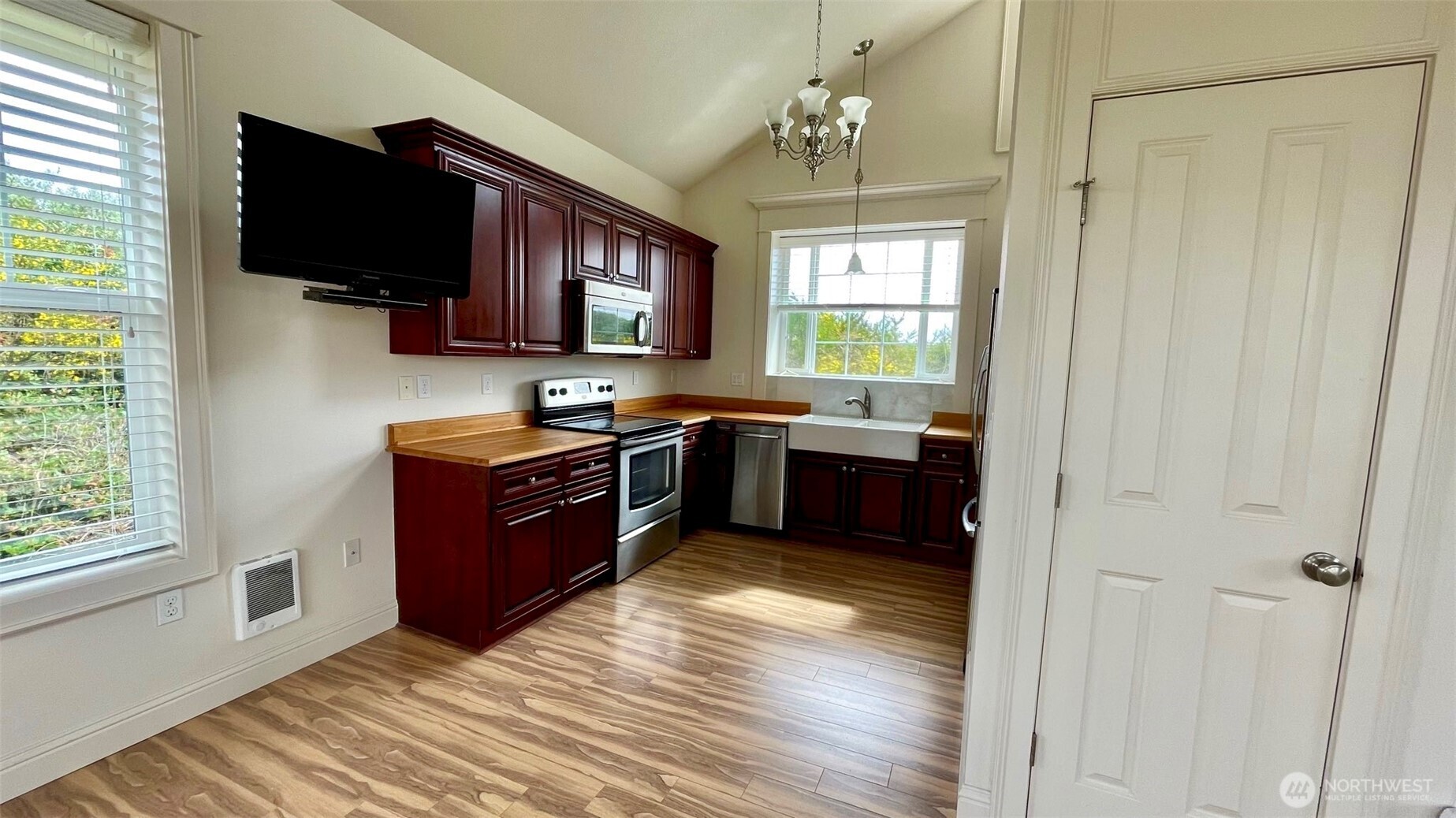 493 Ocean Spray Street SW #D, Ocean Shores, WA 98569