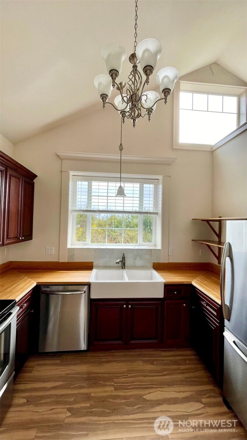 493 Ocean Spray Street SW #D, Ocean Shores, WA 98569