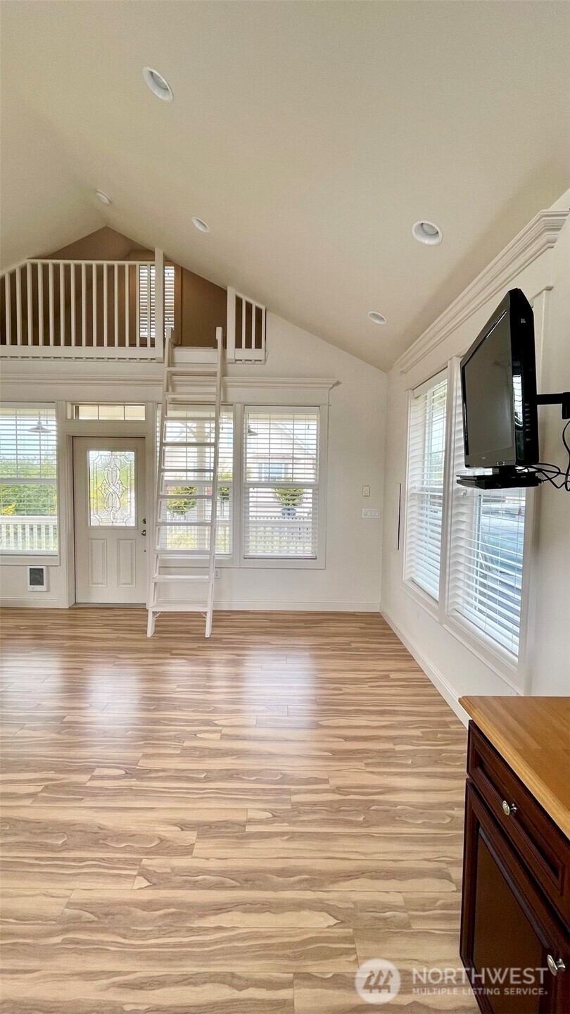 493 Ocean Spray Street SW #D, Ocean Shores, WA 98569