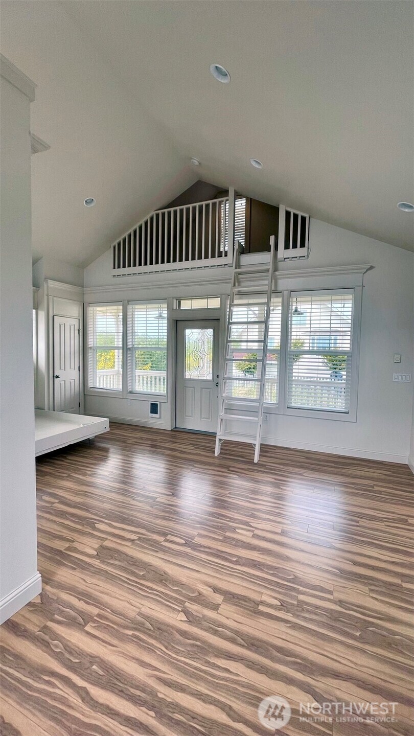 493 Ocean Spray Street SW #D, Ocean Shores, WA 98569