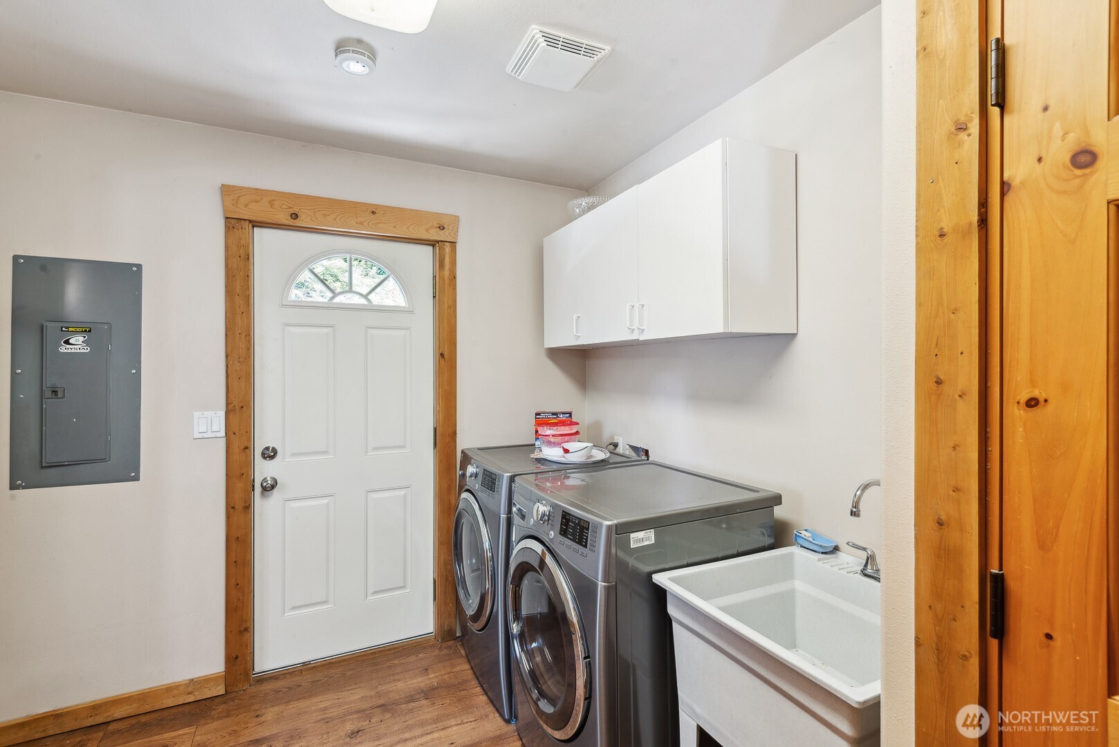 251 Kachess River Road , Easton, WA 98925