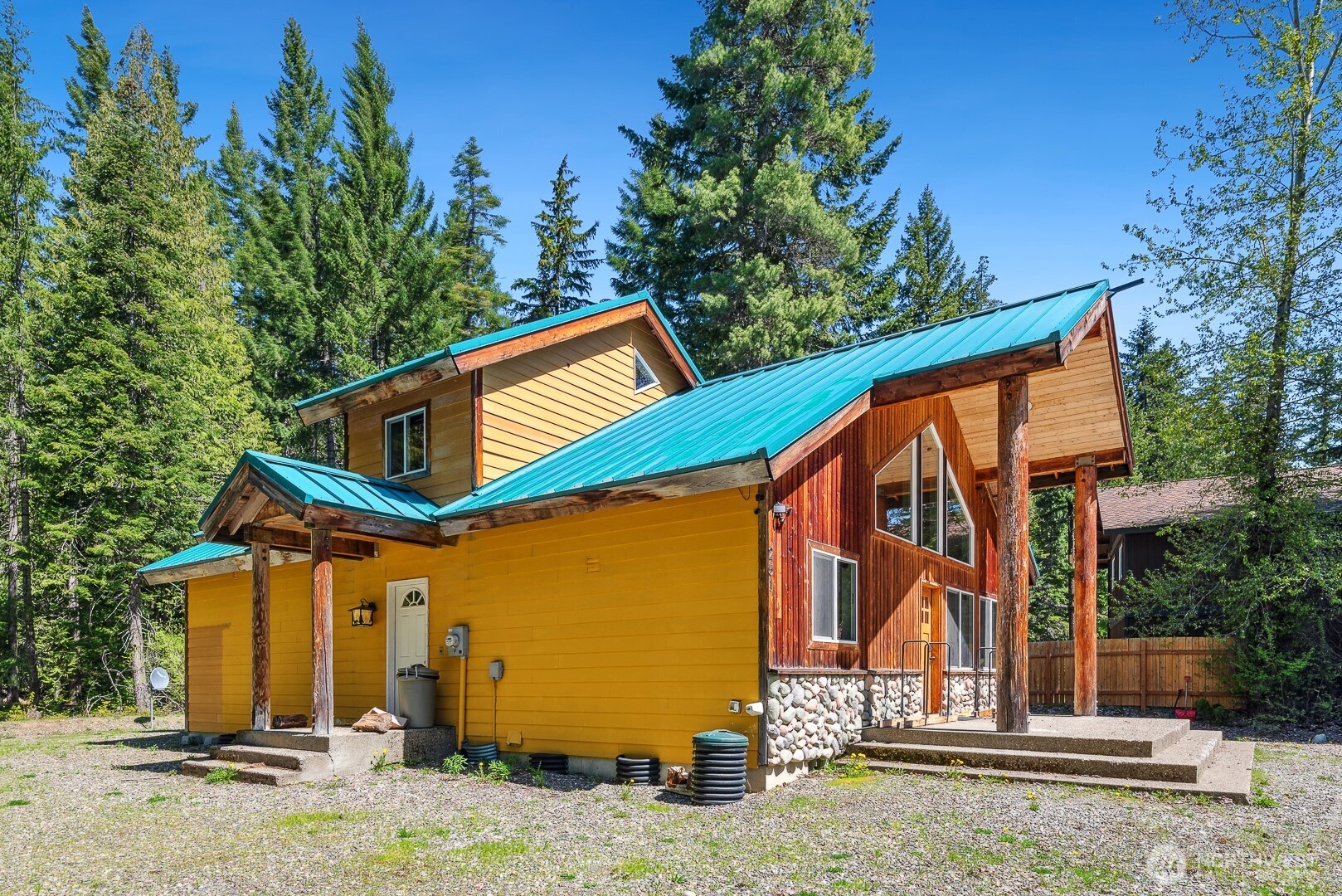 251 Kachess River Road , Easton, WA 98925