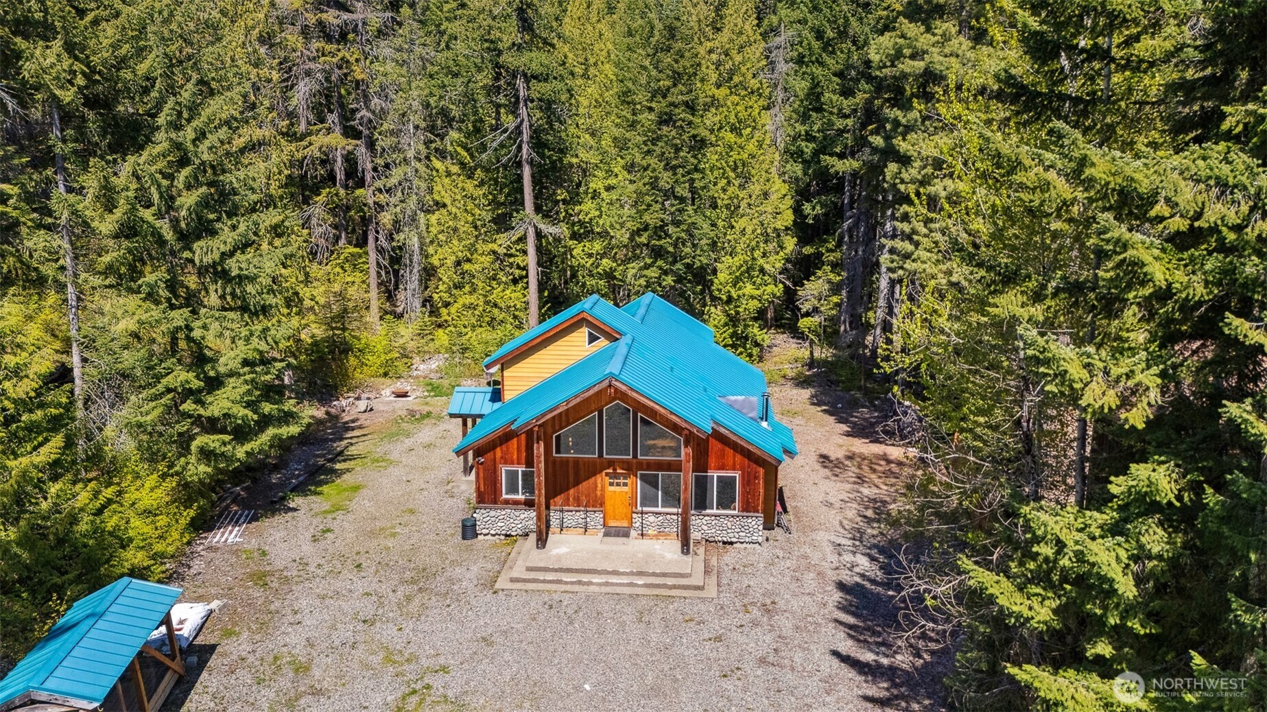 251 Kachess River Road , Easton, WA 98925